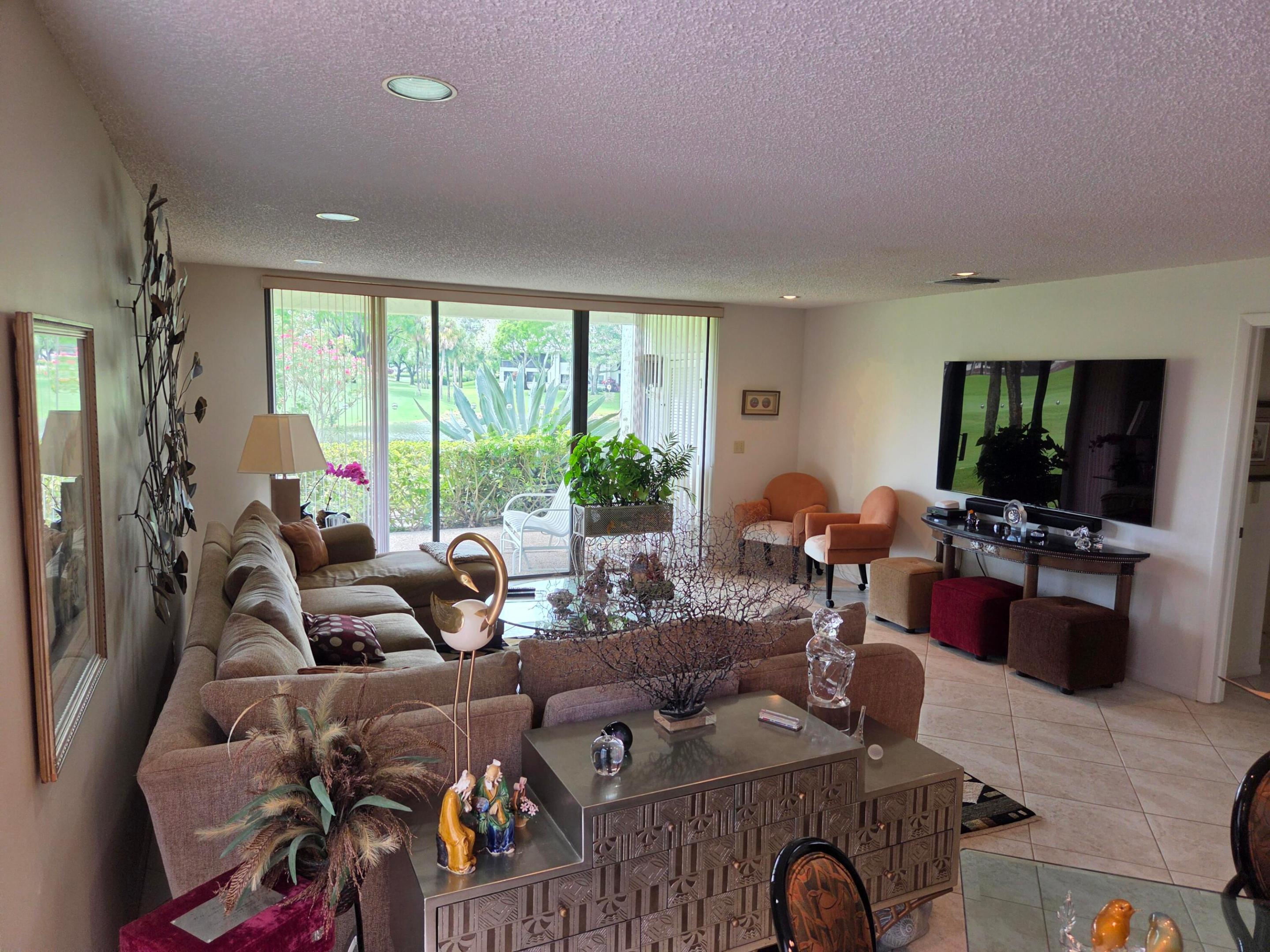61 Eastgate Drive A Property Photo 5