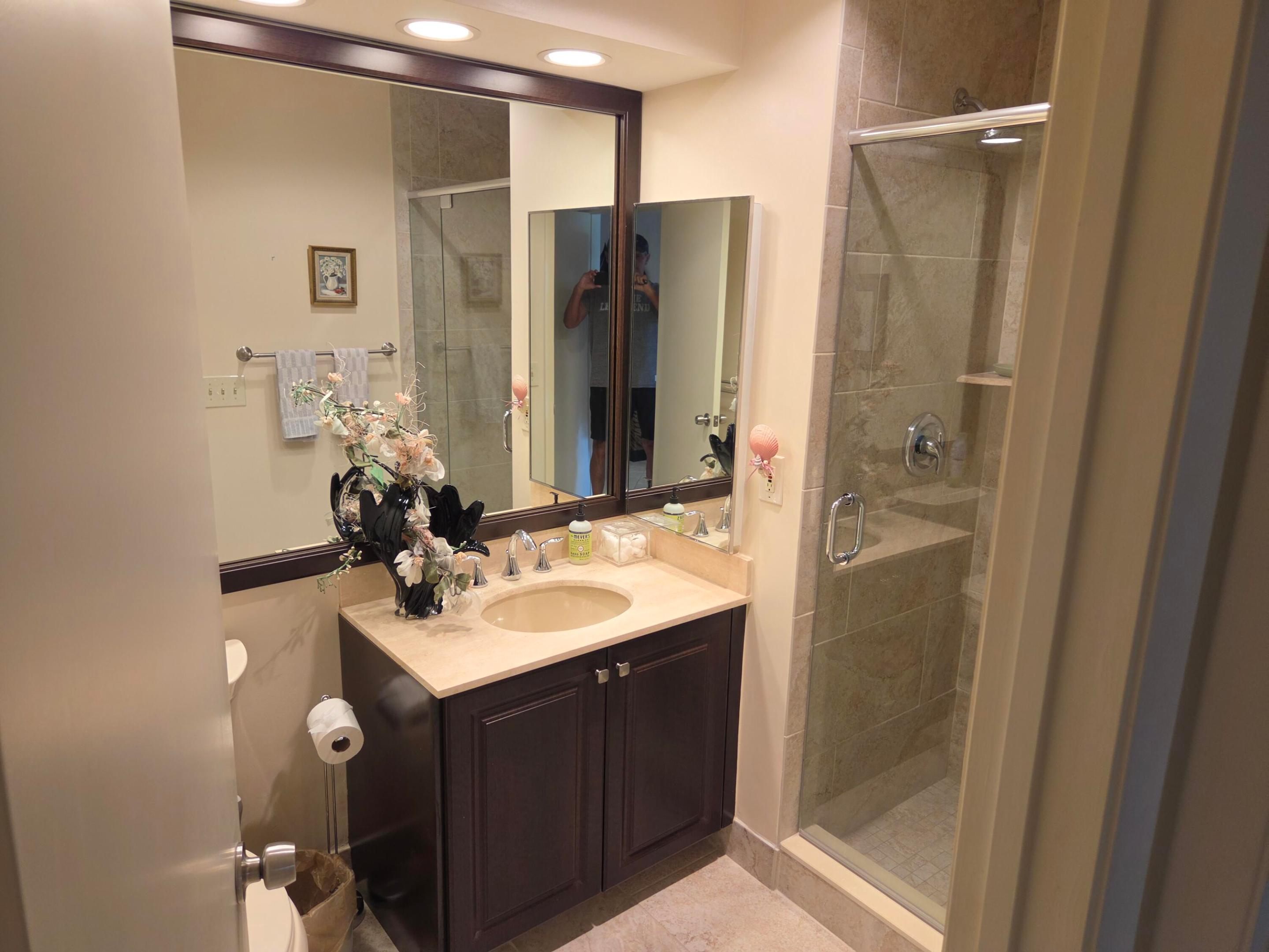 61 Eastgate Drive A Property Photo 12