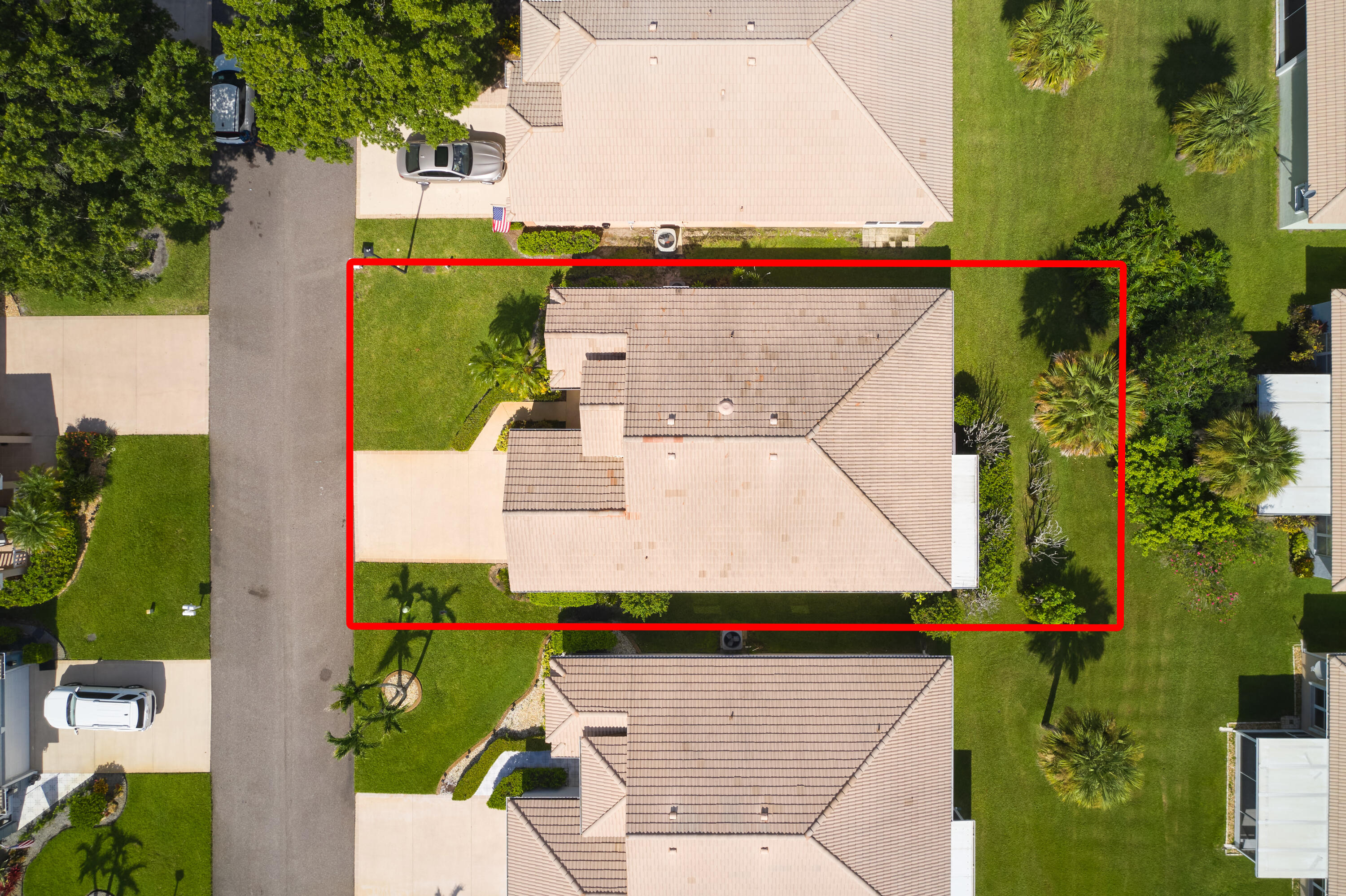 907 Nw Sarria Court Property Photo 4