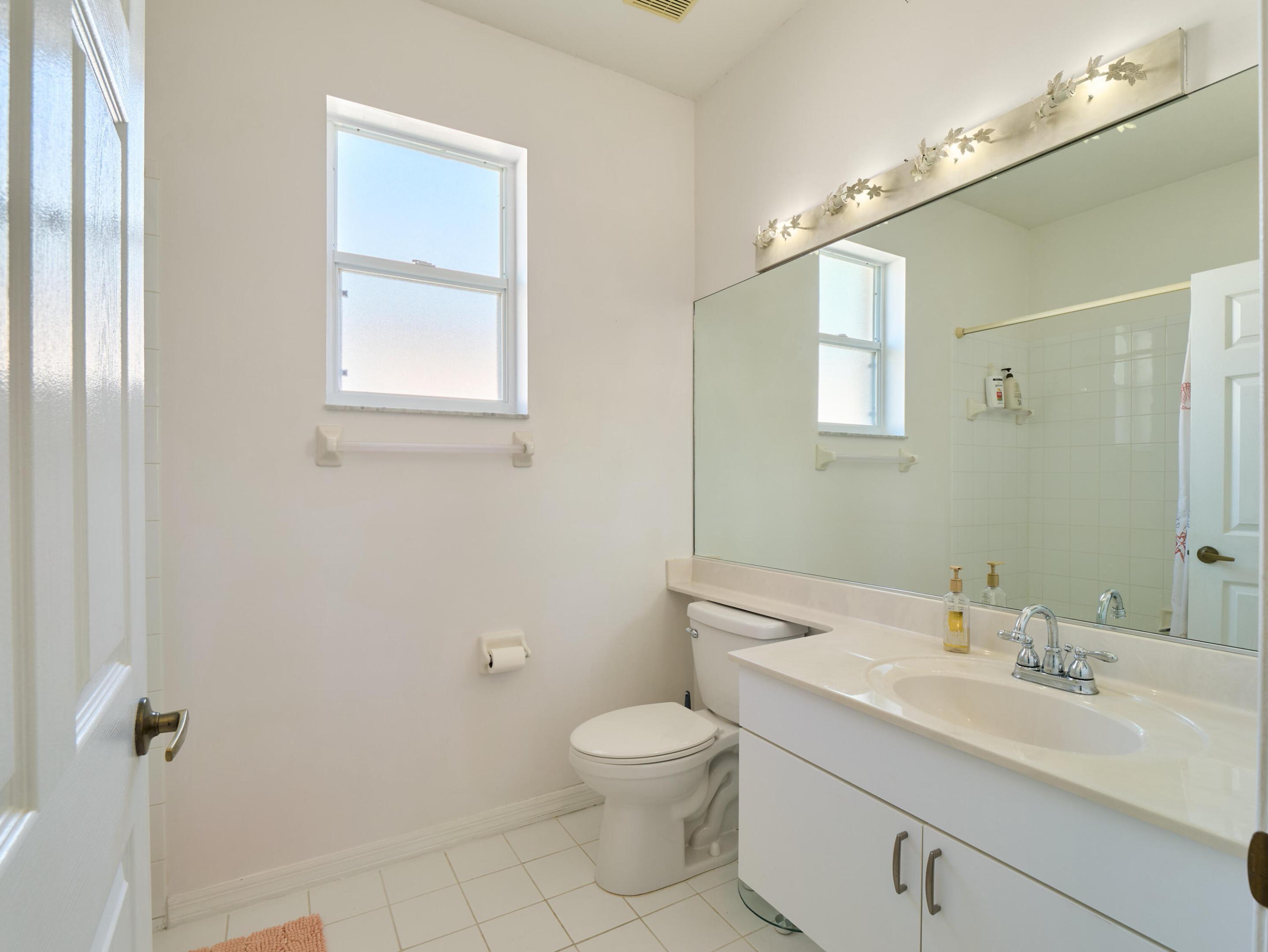 907 Nw Sarria Court Property Photo 16