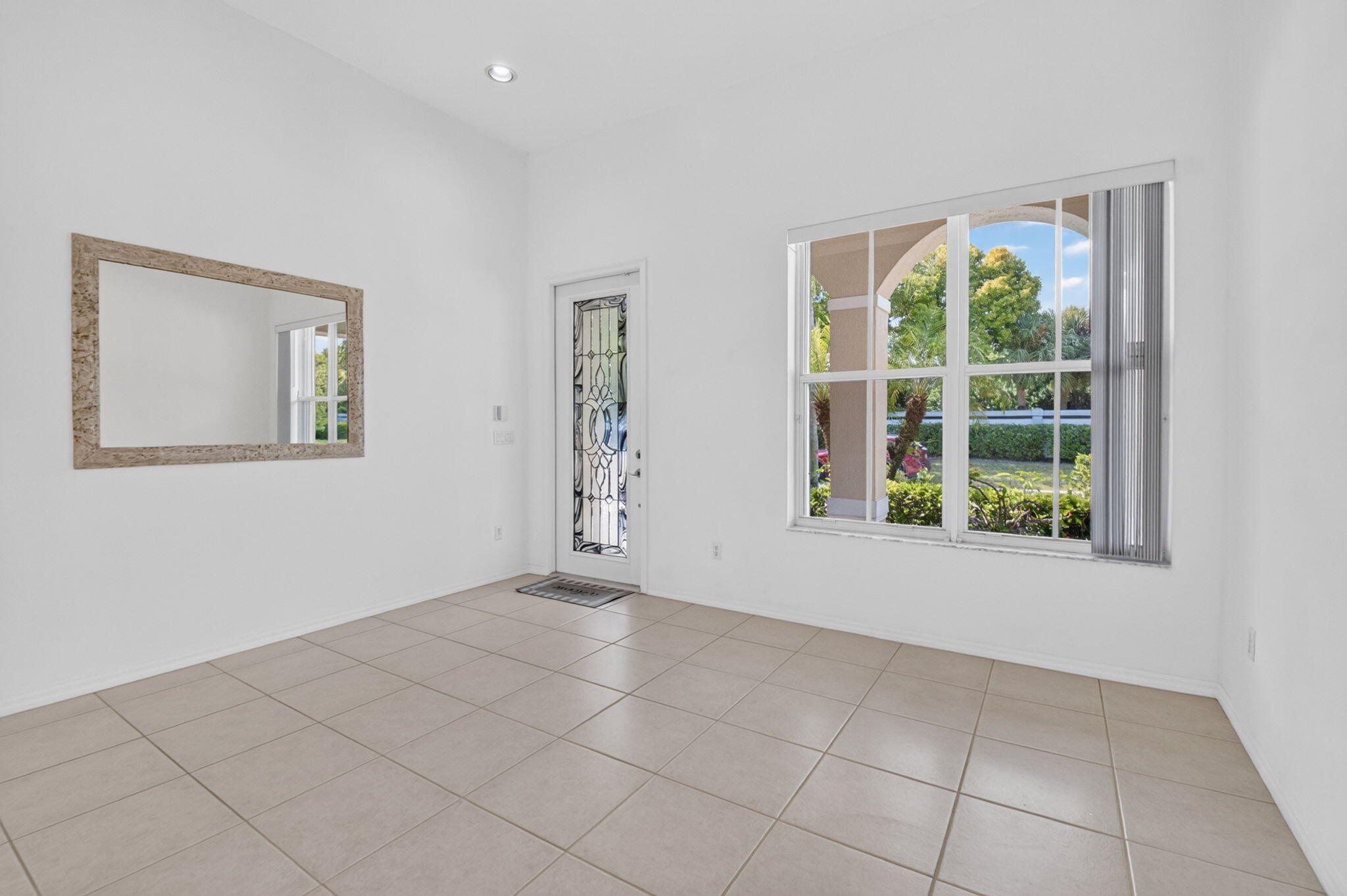 8107 Bellafiore Way Property Photo 3