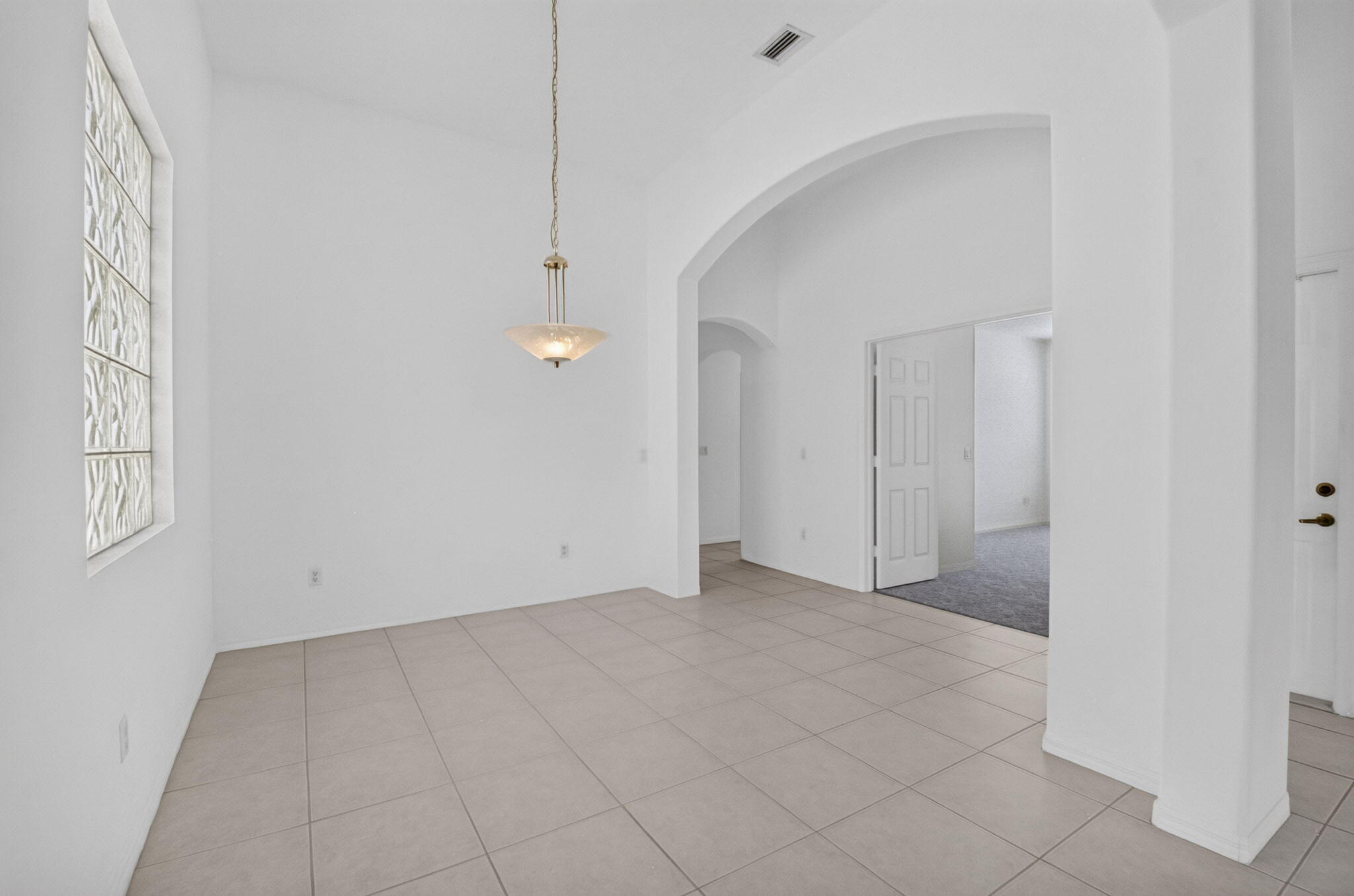 8107 Bellafiore Way Property Photo 4