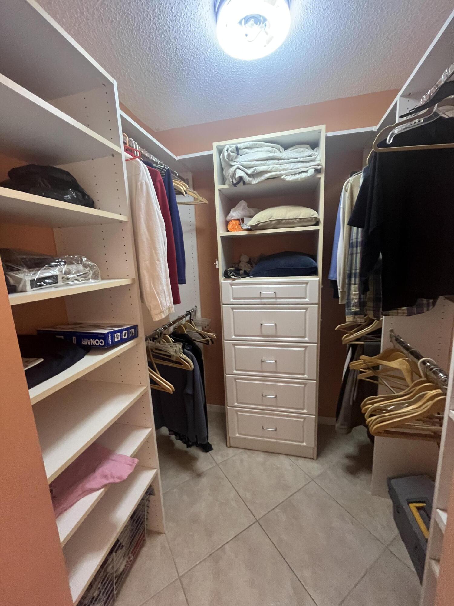 7185 Huntington Lane #306 Property Photo 24