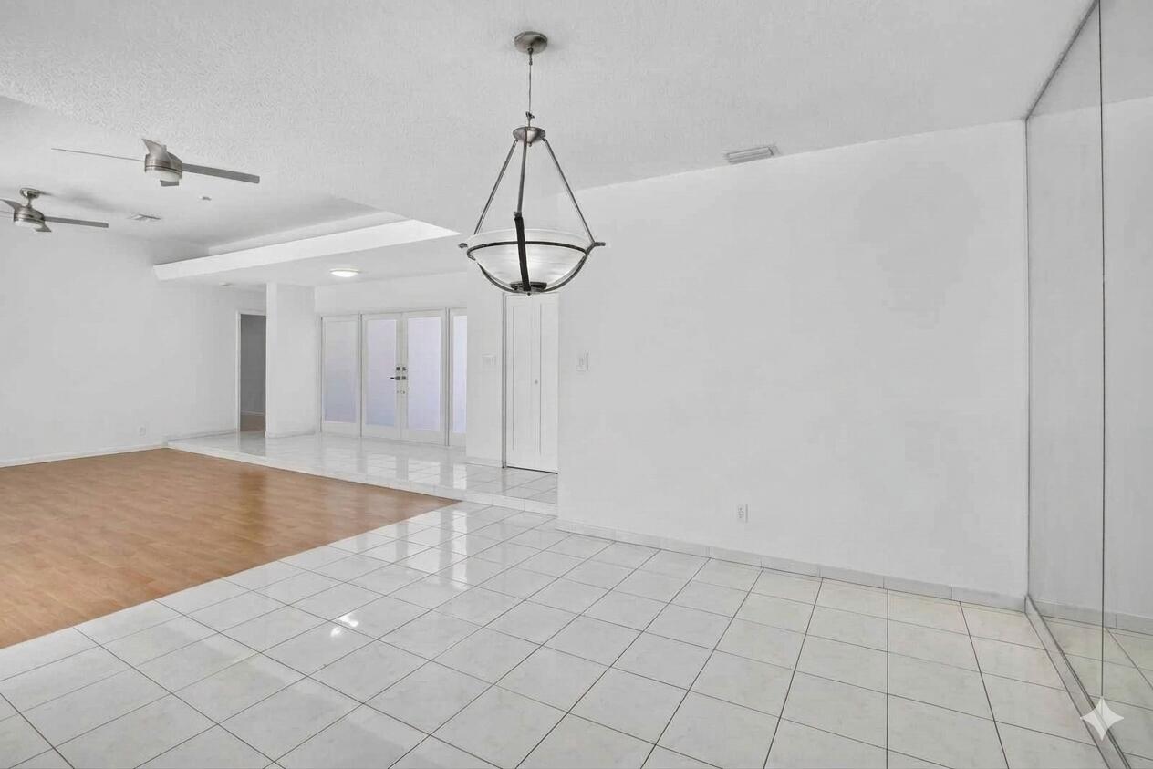 1820 Sw 67th Terrace Property Photo 9