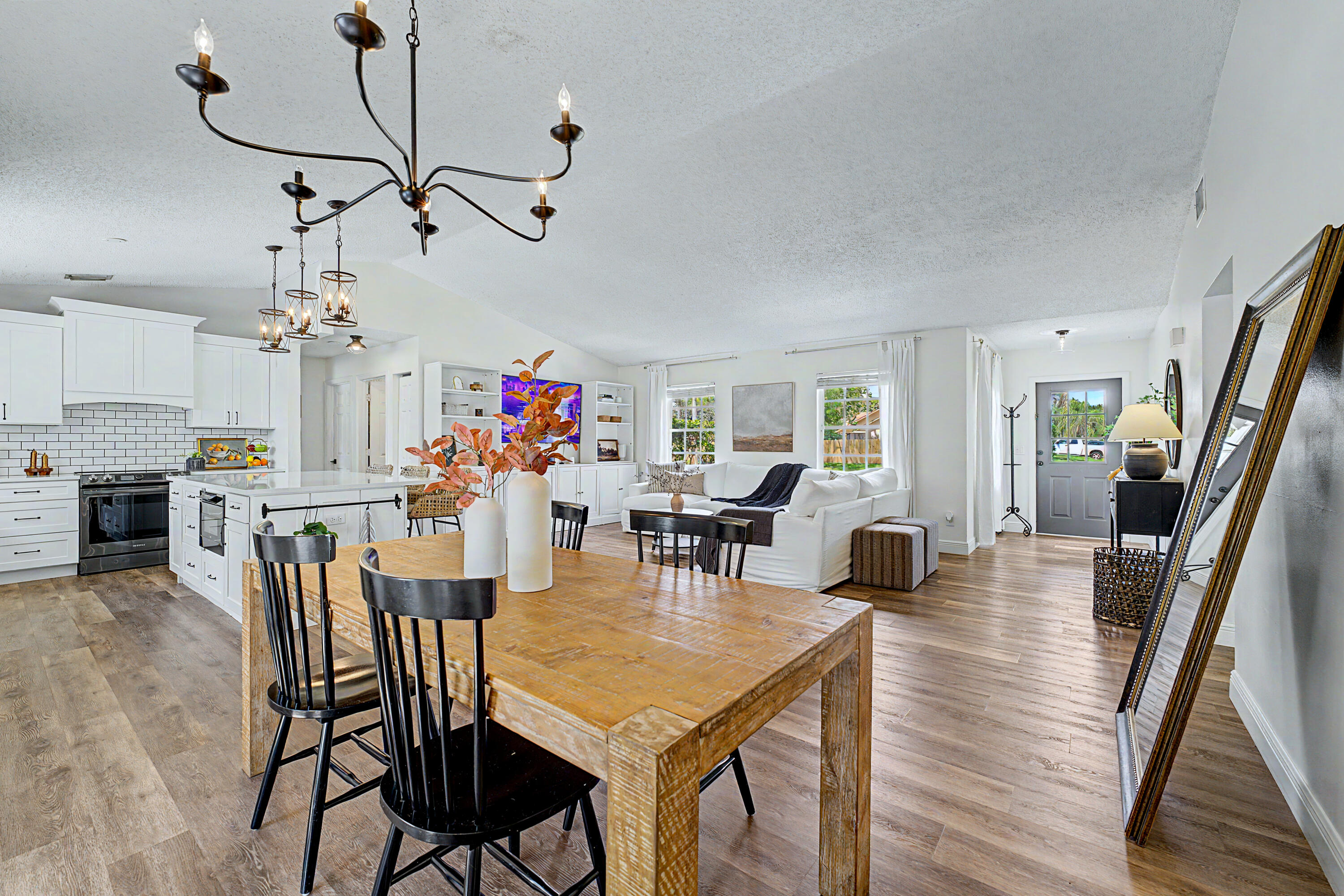 1420 Sw Melrose Avenue Property Photo 13
