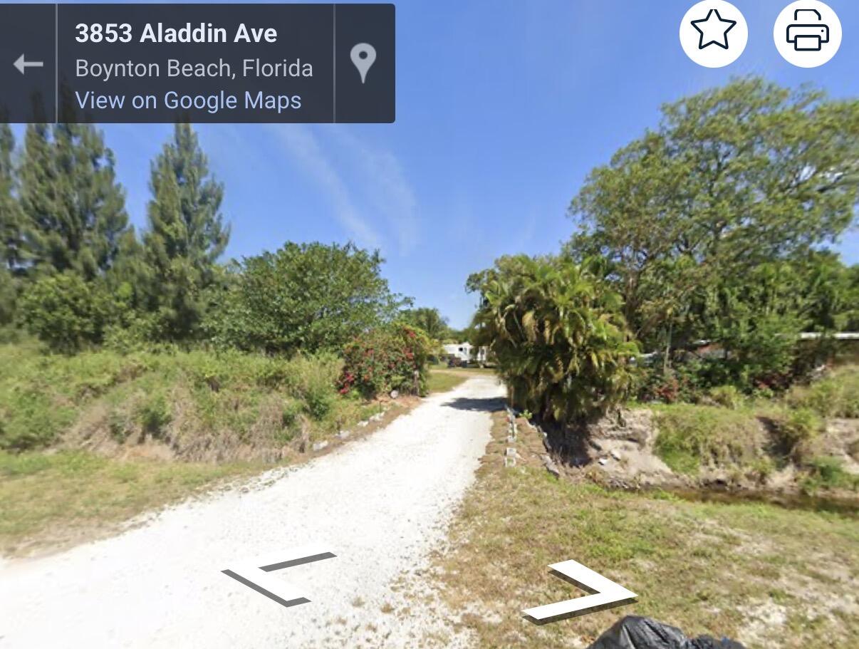 3865 Aladdin Avenue Property Photo 2