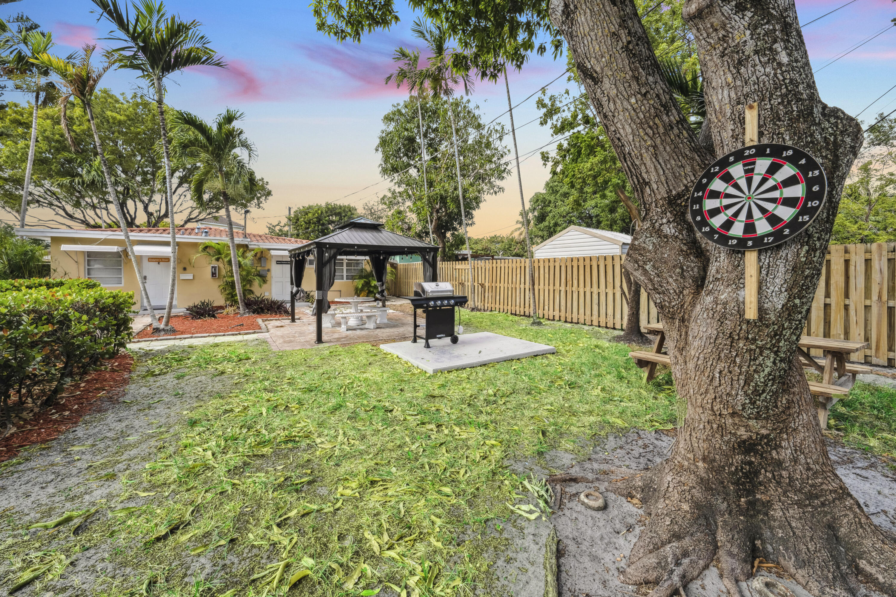 1420 Miami Road C Property Photo 2