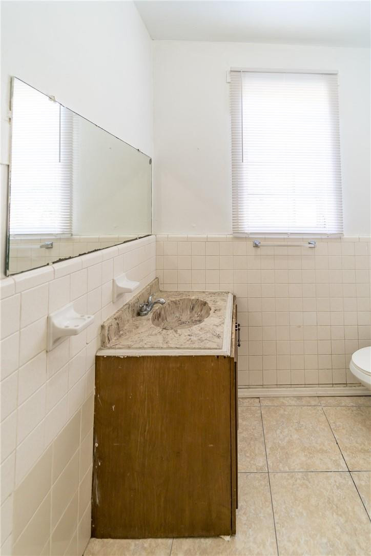 541 Ne 2nd Avenue B Property Photo 10