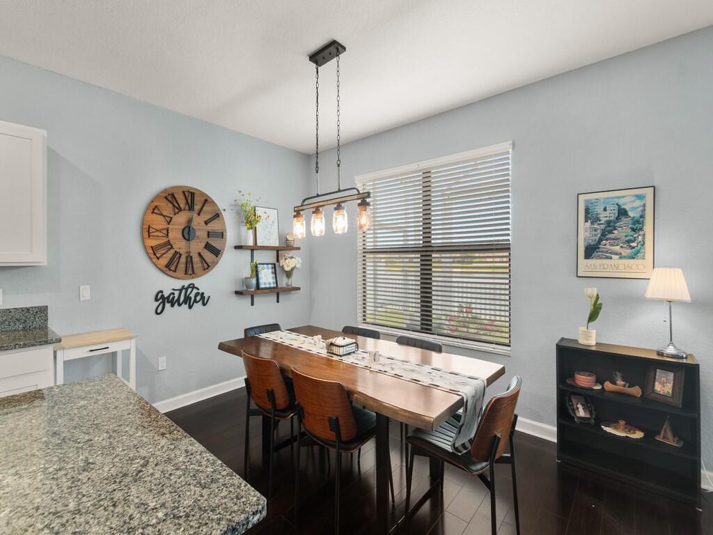9880 Verona Manor Property Photo 15