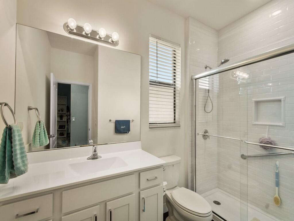 9880 Verona Manor Property Photo 25