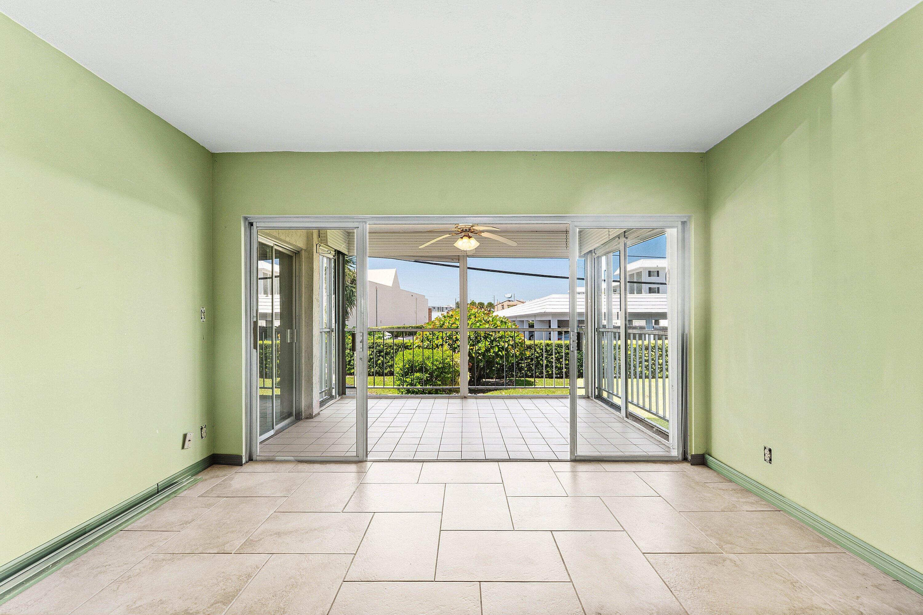 155 Yacht Club Drive 101 Property Photo 1