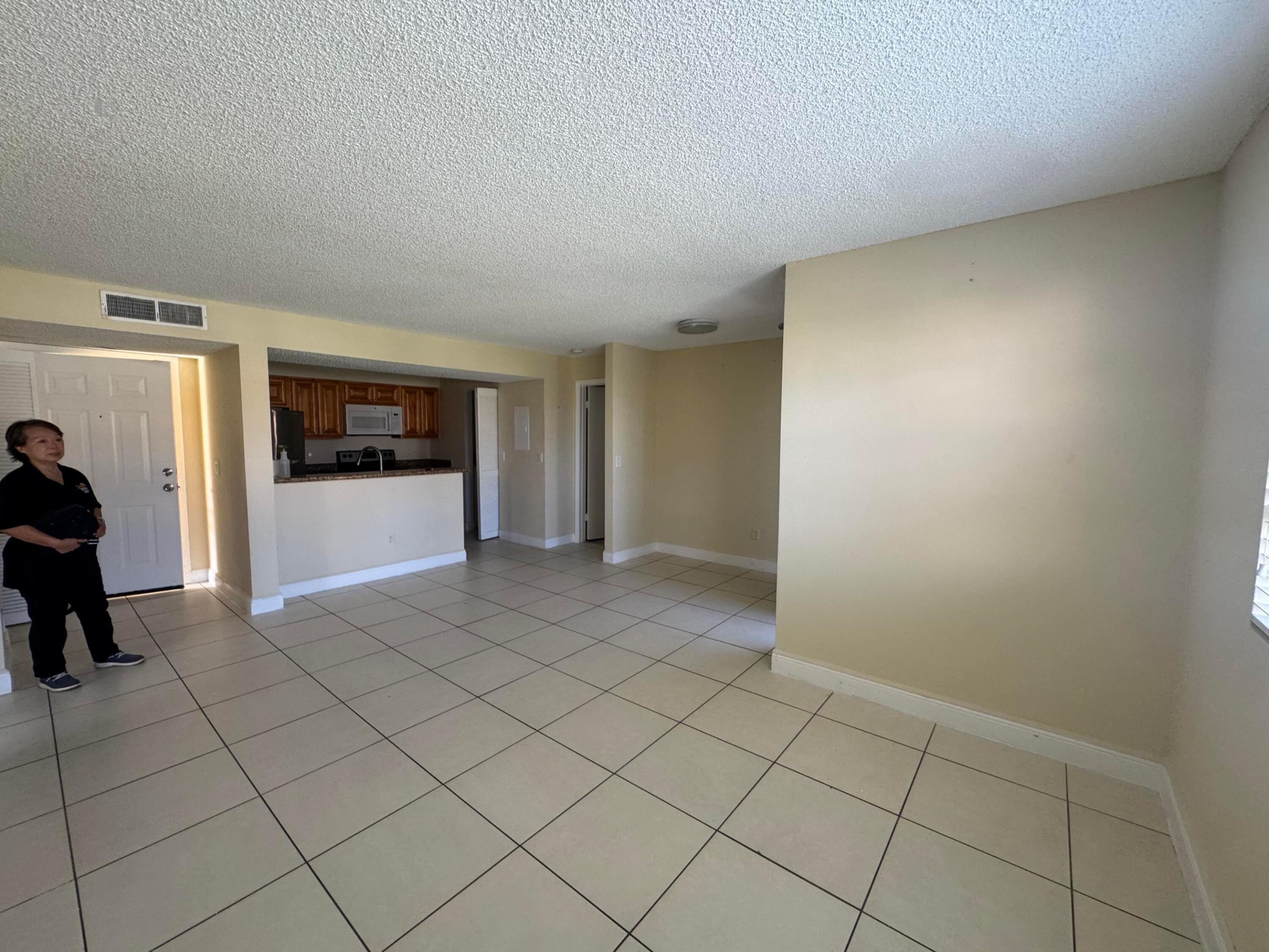 1241 Sw 46th Avenue 1008 Property Photo 12