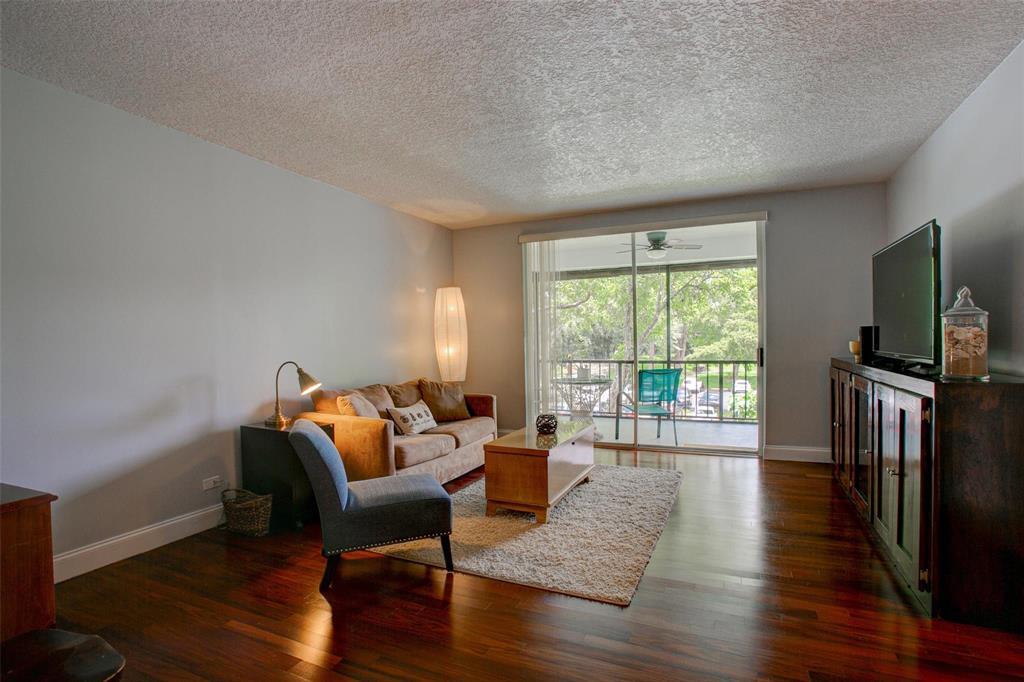 3740 Inverrary Drive 3i Property Photo 4