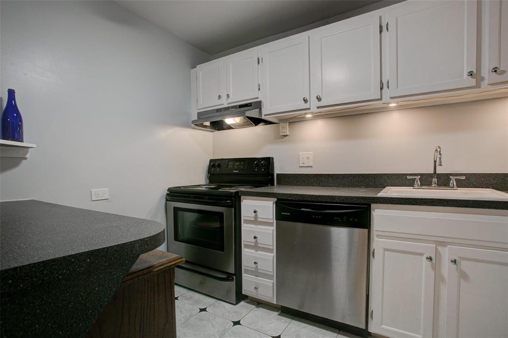 3740 Inverrary Drive 3i Property Photo 5
