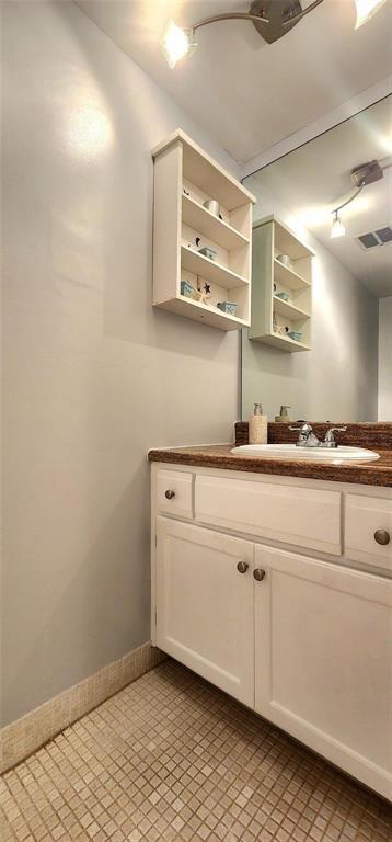3740 Inverrary Drive 3i Property Photo 8