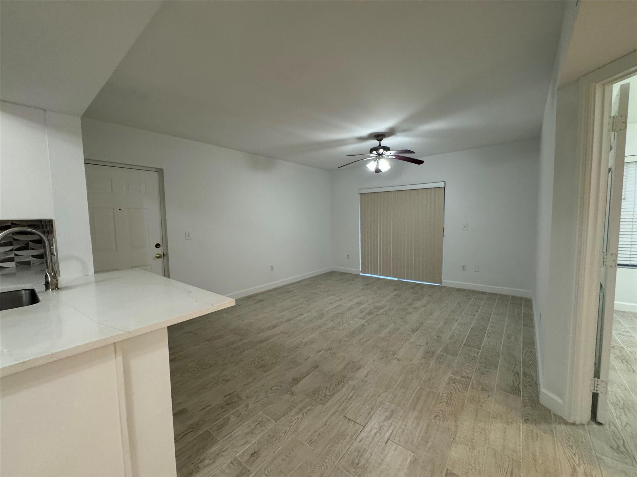5620 Nw 61st Street 1201 Property Photo 10