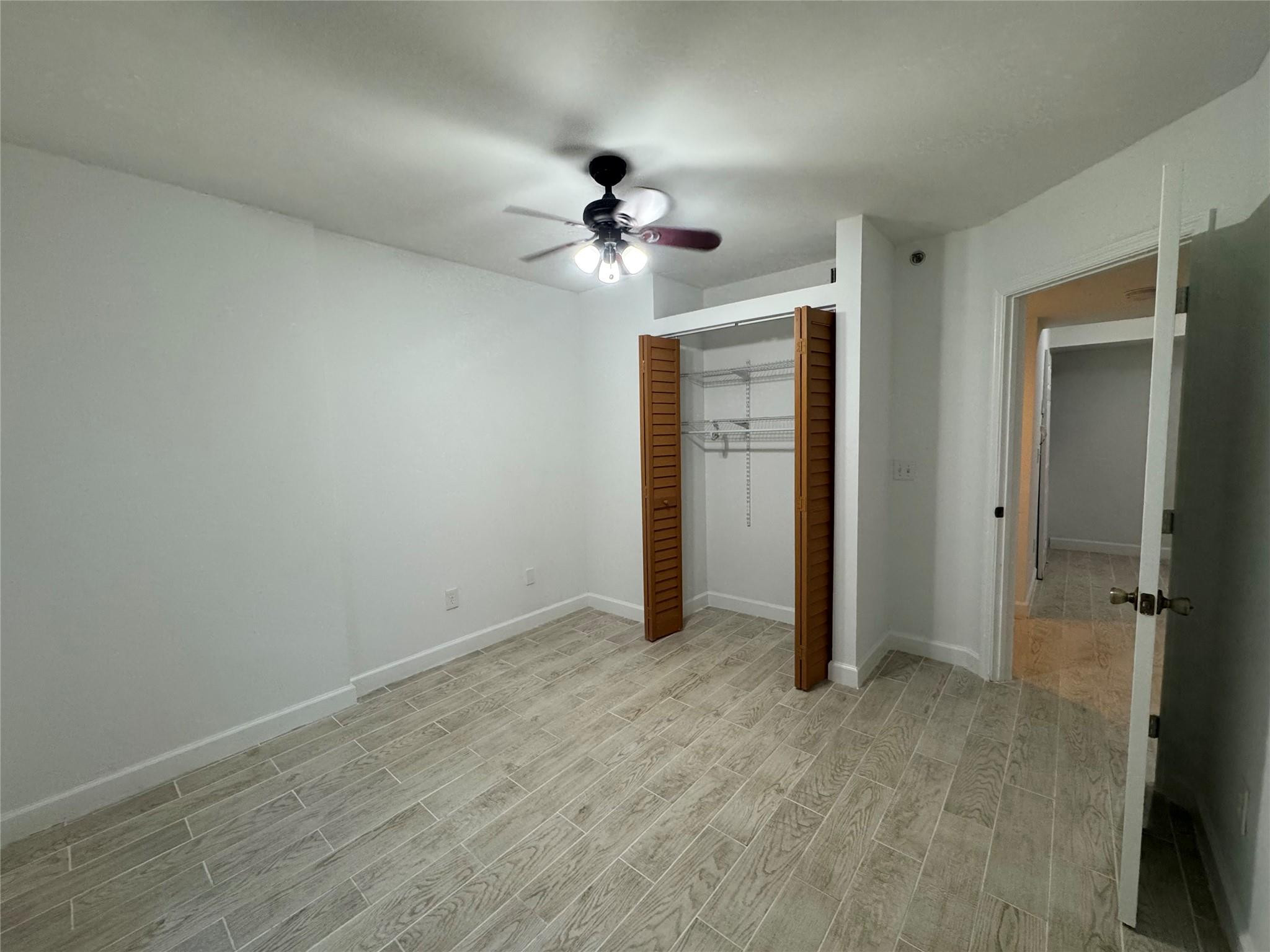 5620 Nw 61st Street 1201 Property Photo 11