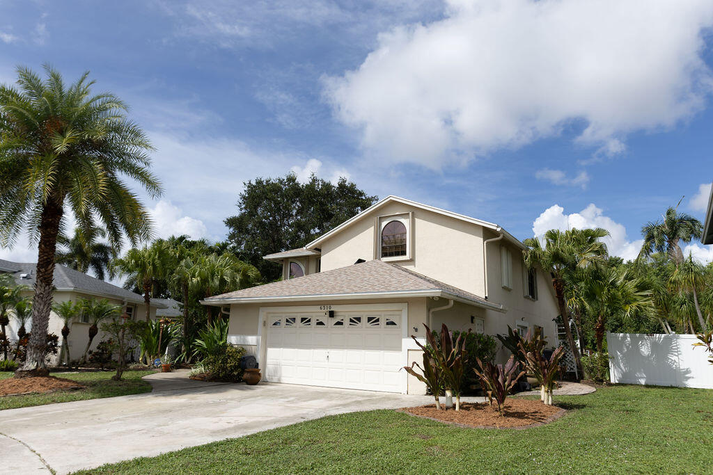 6310 Kampur Court Property Photo 2
