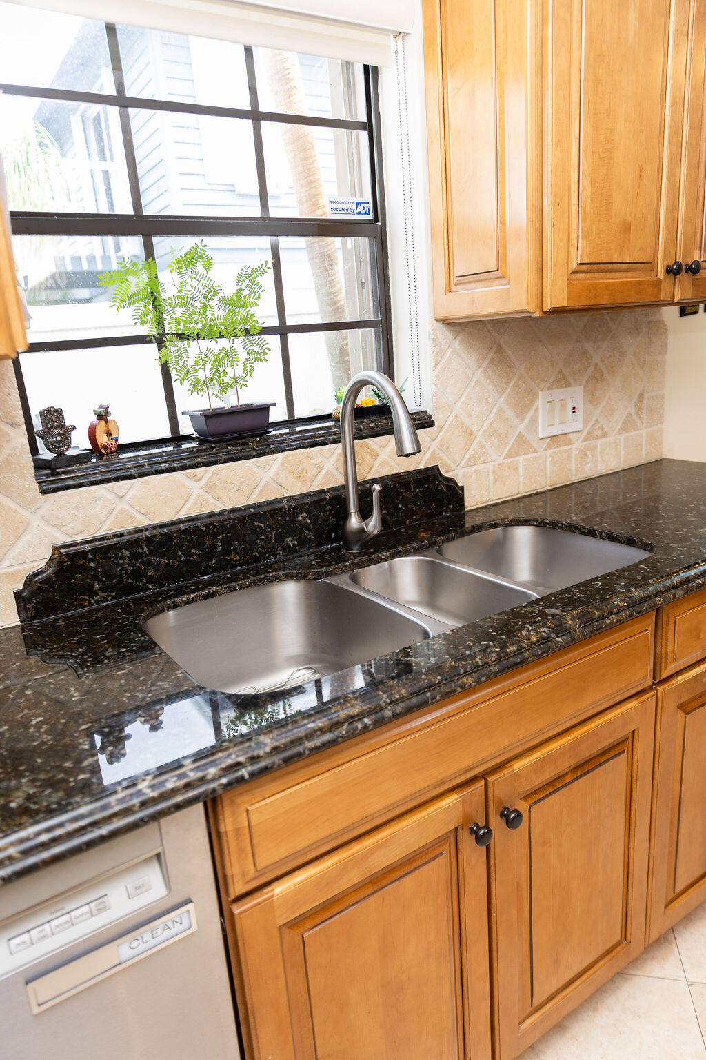 6310 Kampur Court Property Photo 24