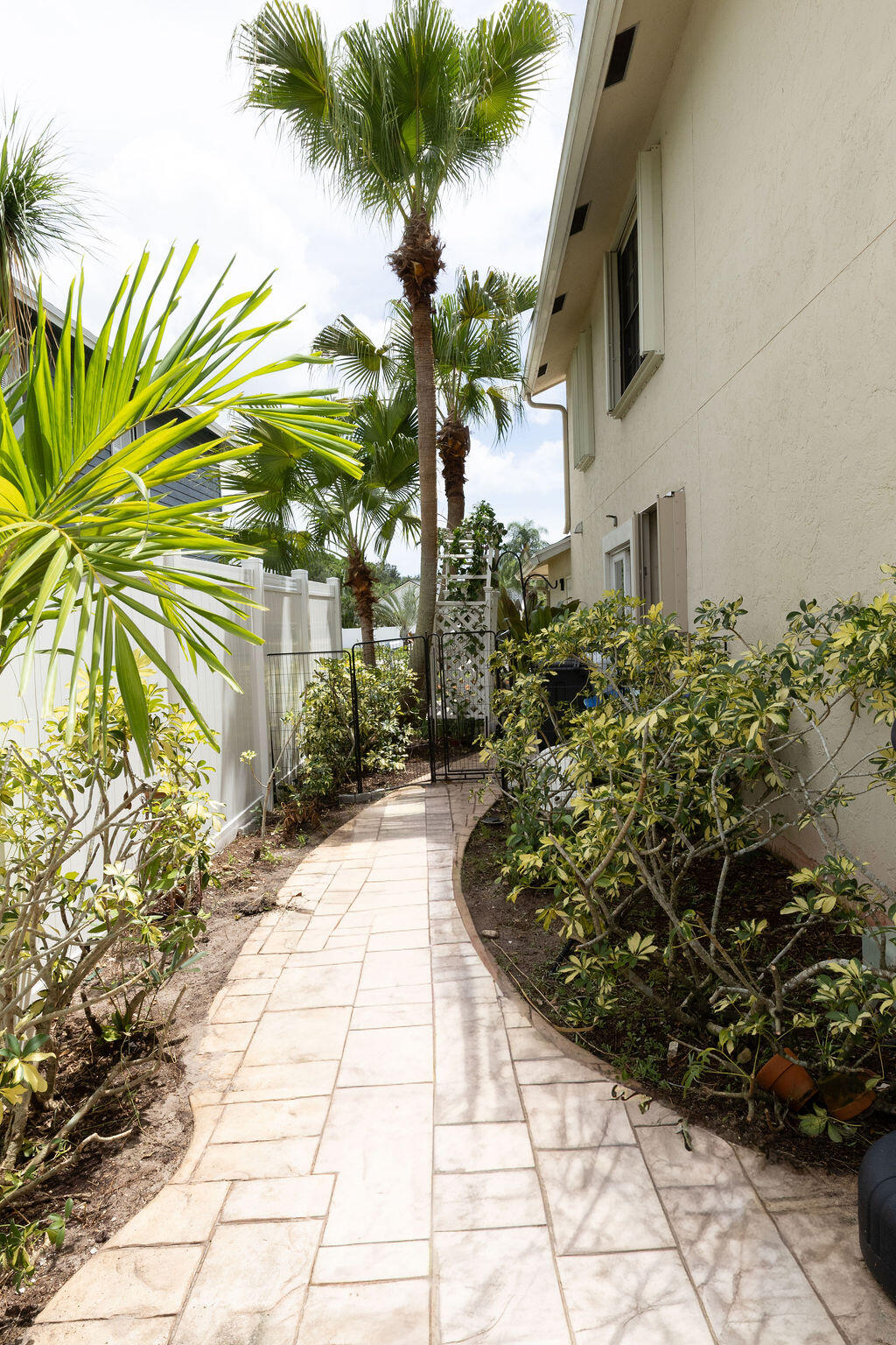6310 Kampur Court Property Photo 47