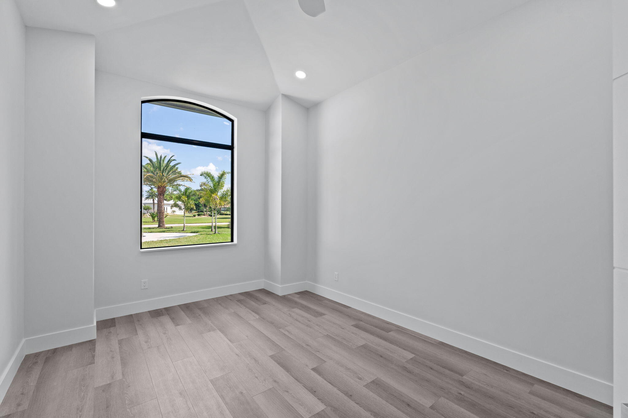 11690 Stonehaven Way Property Photo 15