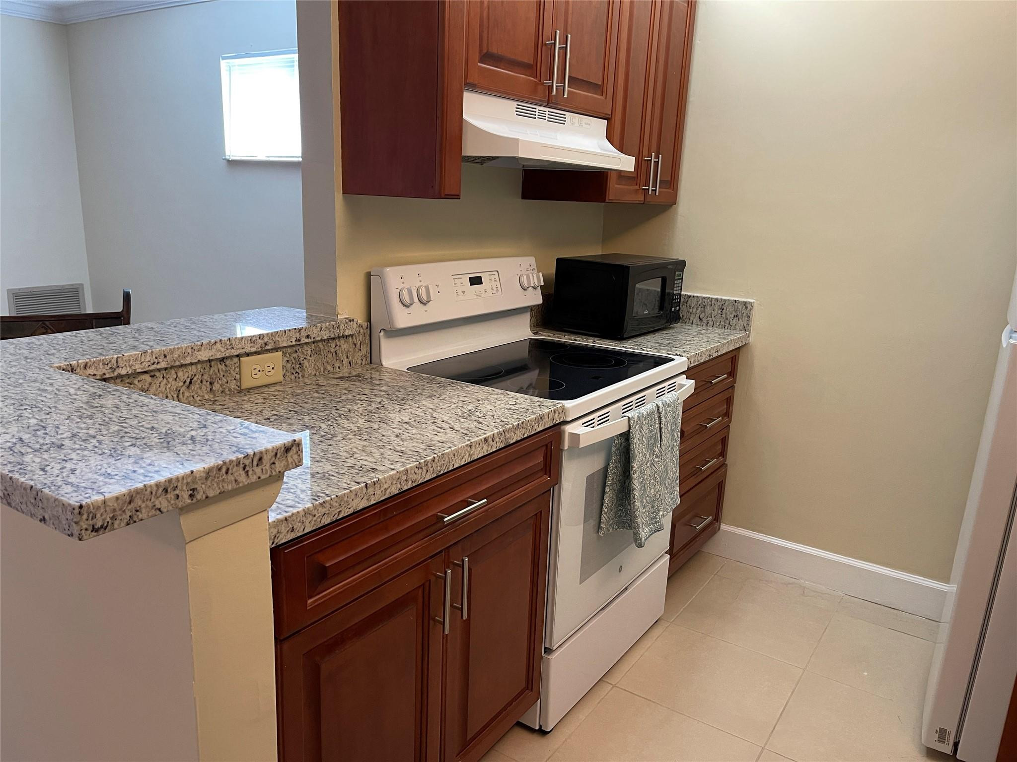26 Crossings Circle G Property Photo 4