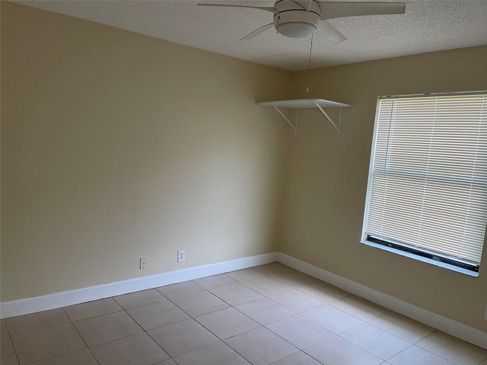 26 Crossings Circle G Property Photo 10