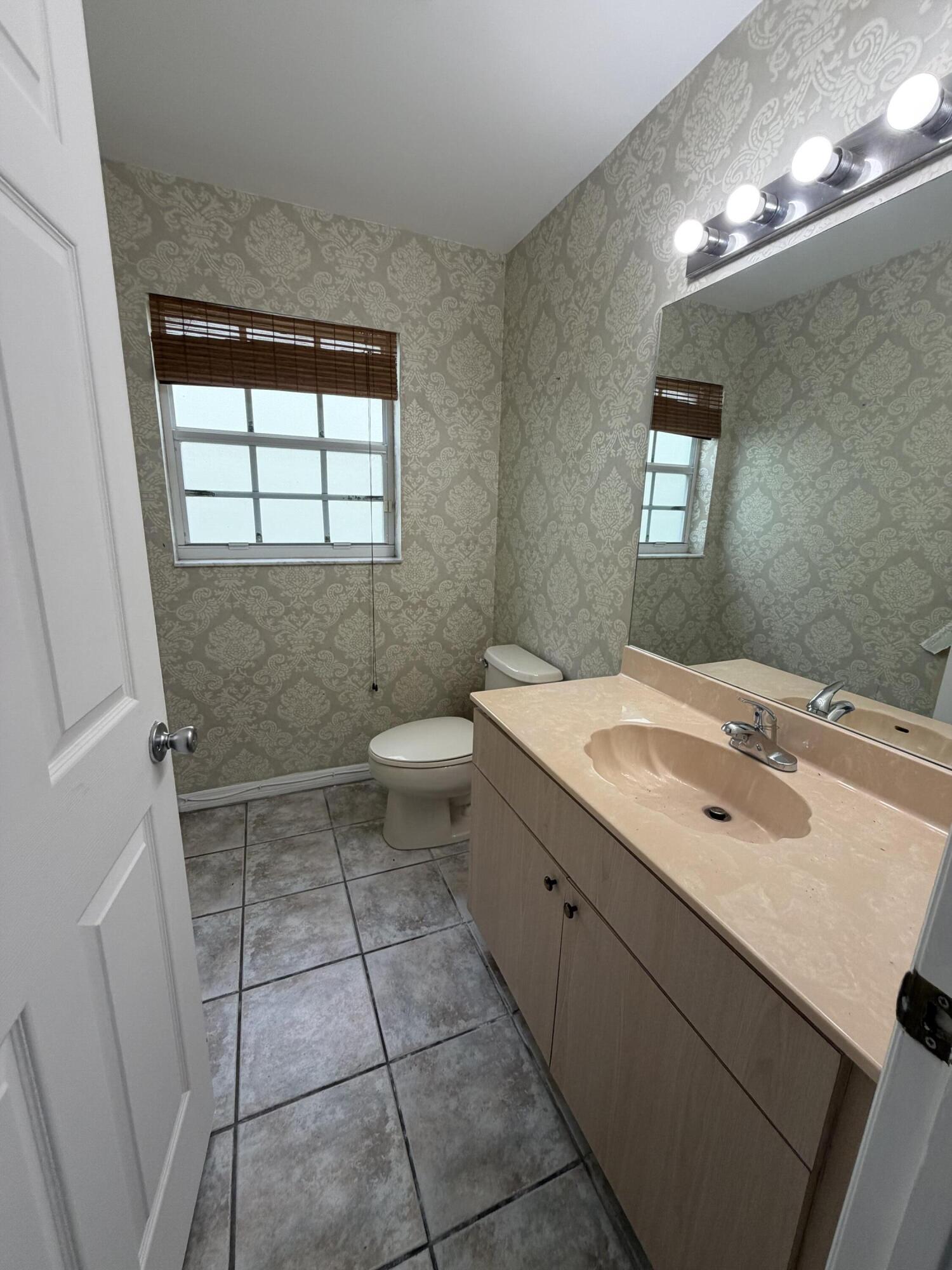 4172 Pine Hollow Circle Property Photo 12