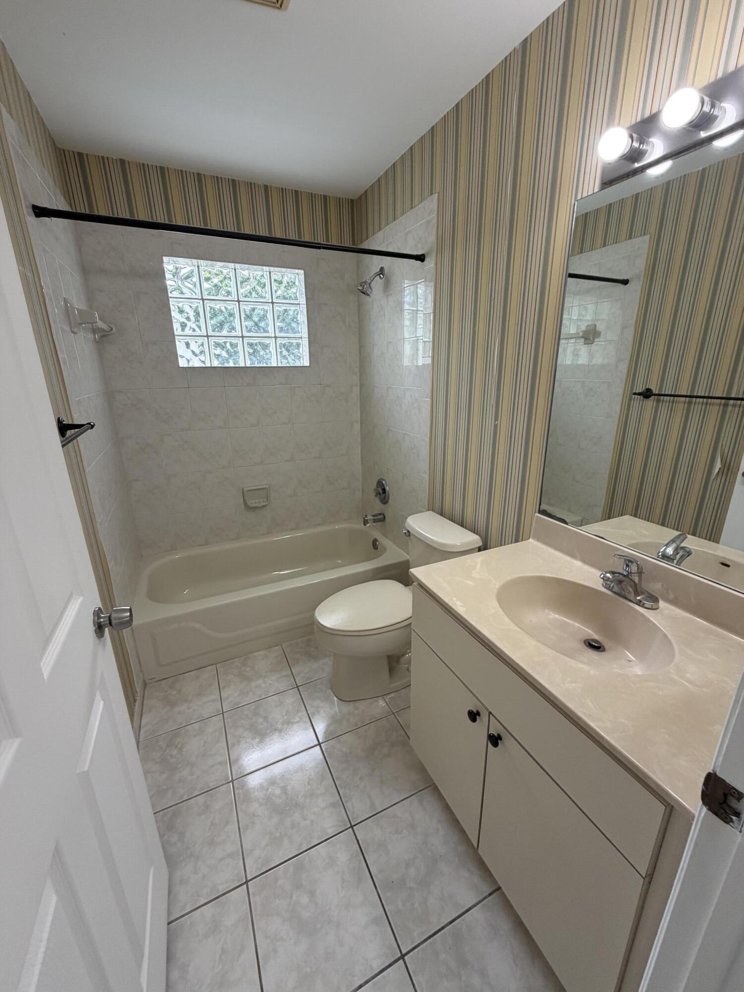 4172 Pine Hollow Circle Property Photo 22