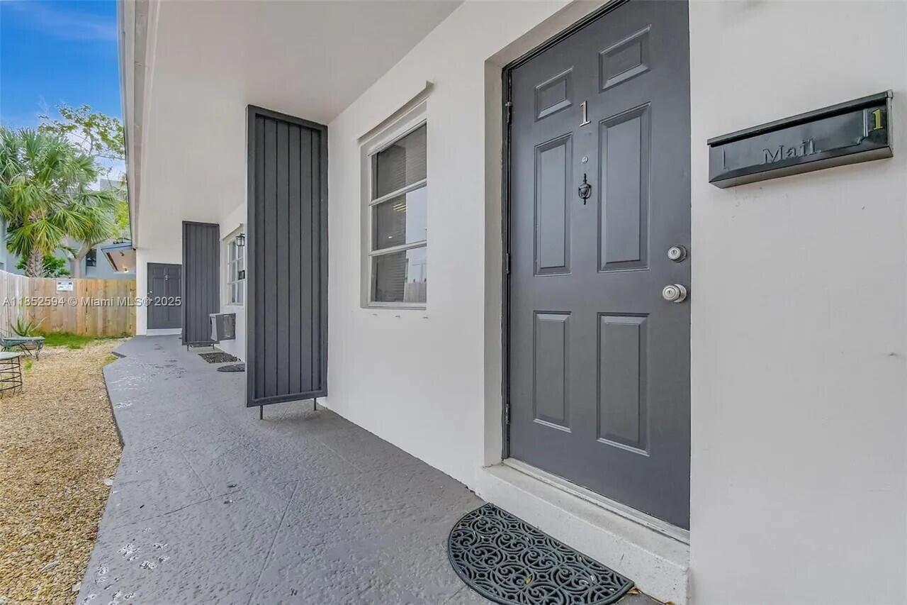 1213 Se 1st Street 1 Property Photo 4