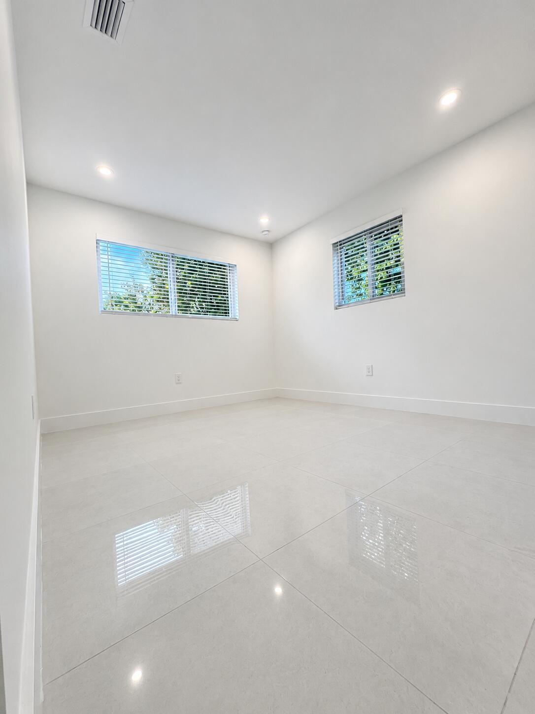 345 Pinehurst Road Property Photo 9