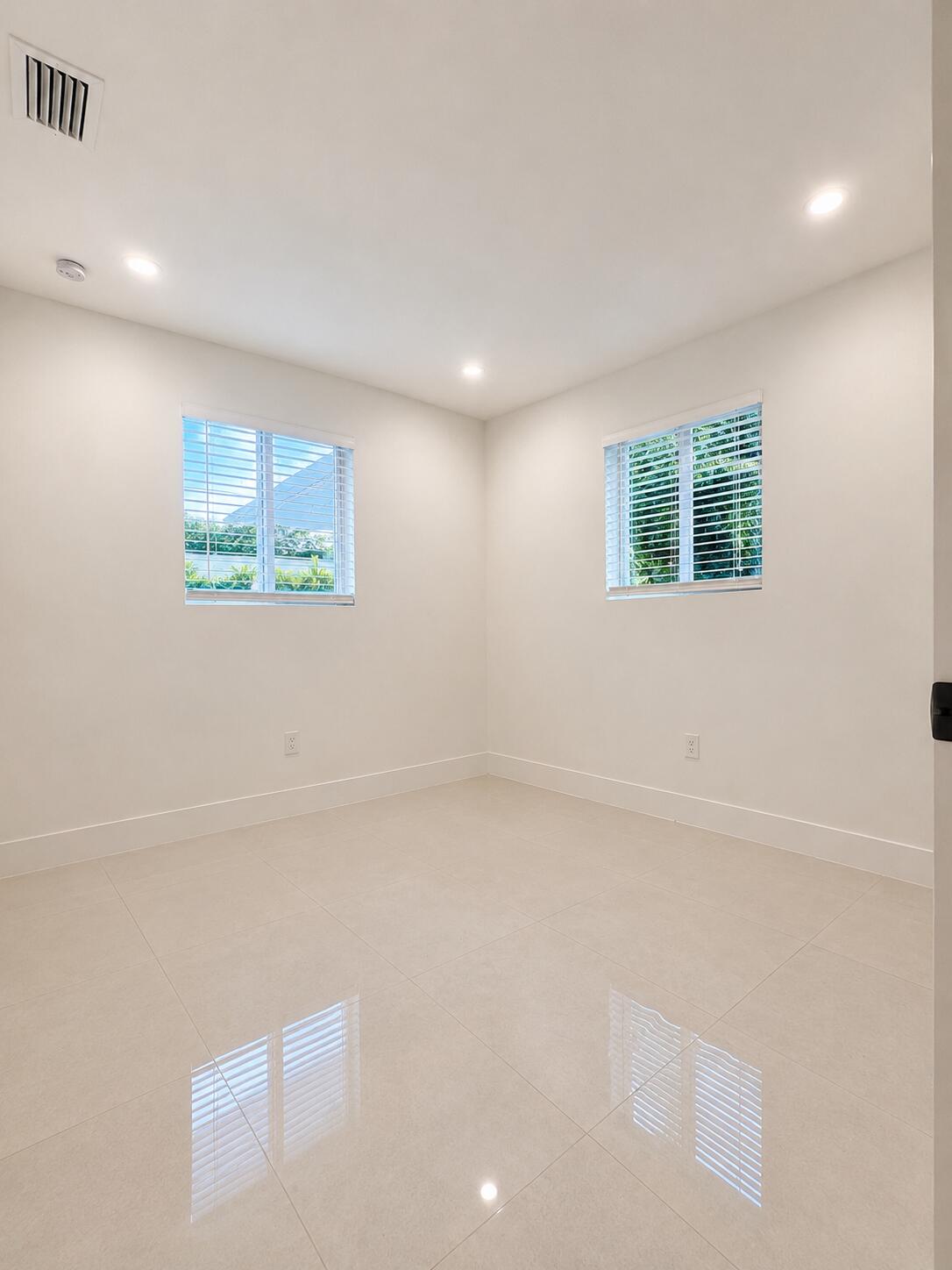 345 Pinehurst Road Property Photo 14