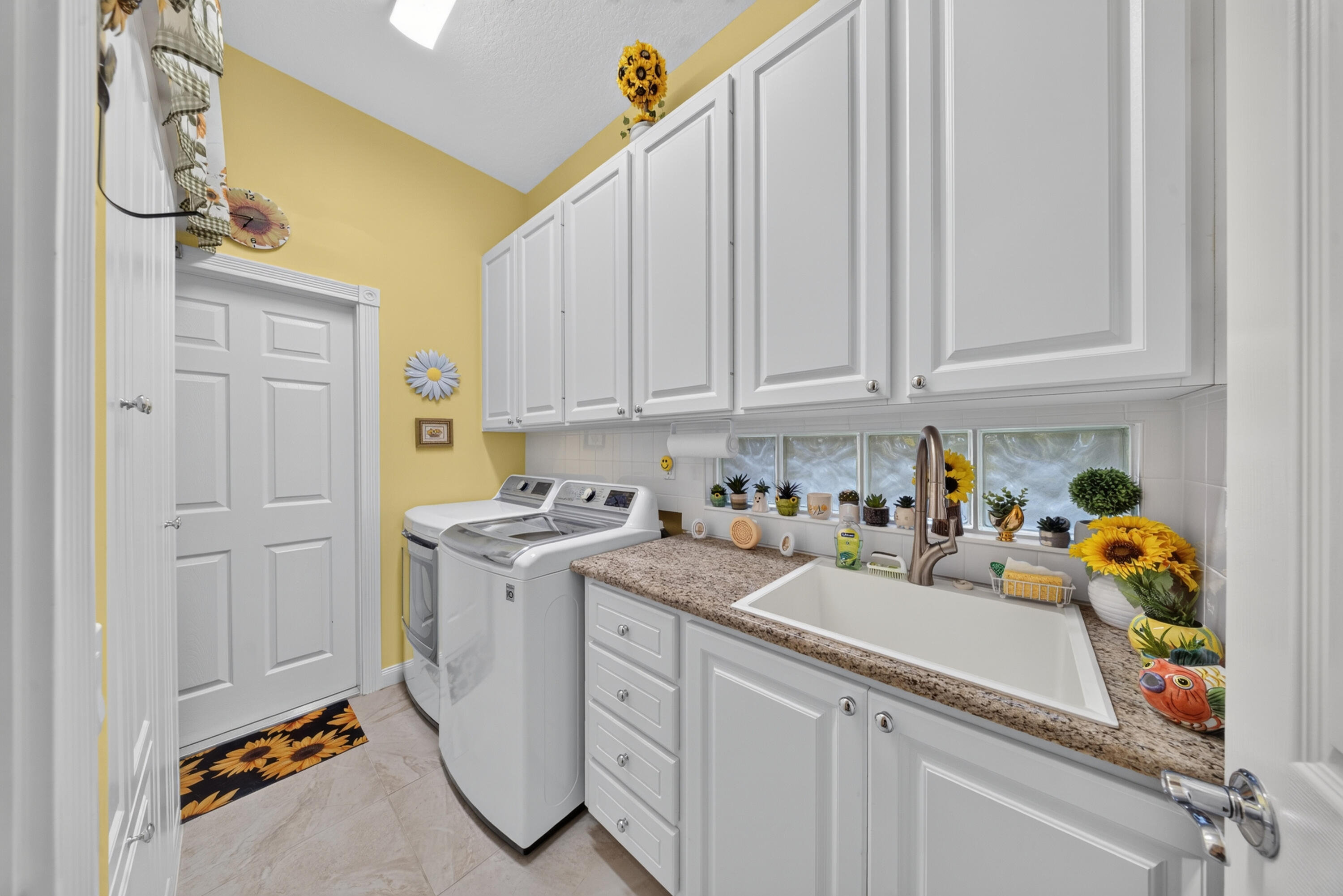 10811 Sw Candlewood Road Property Photo 33
