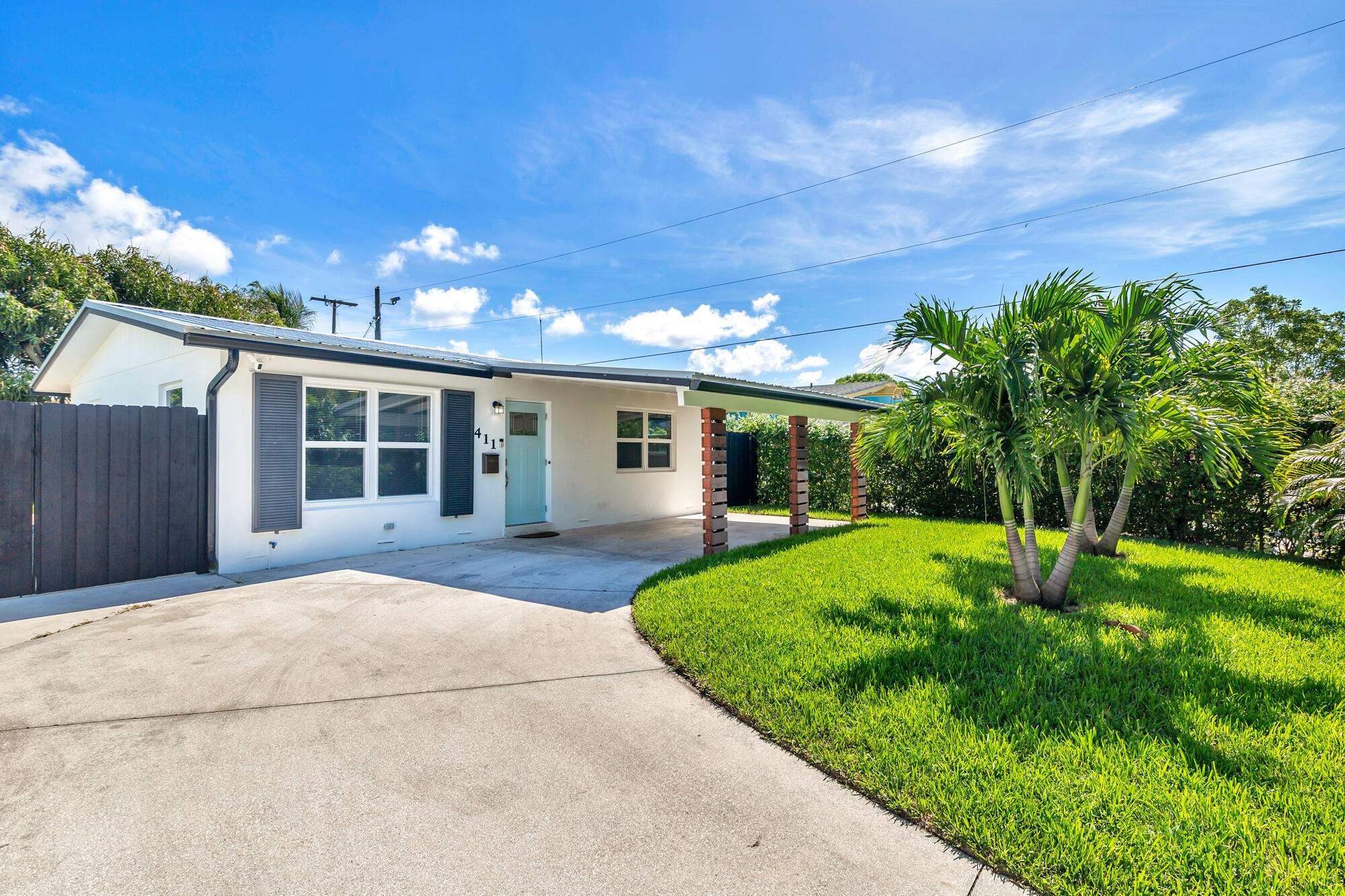 411 Summa Street Property Photo 5