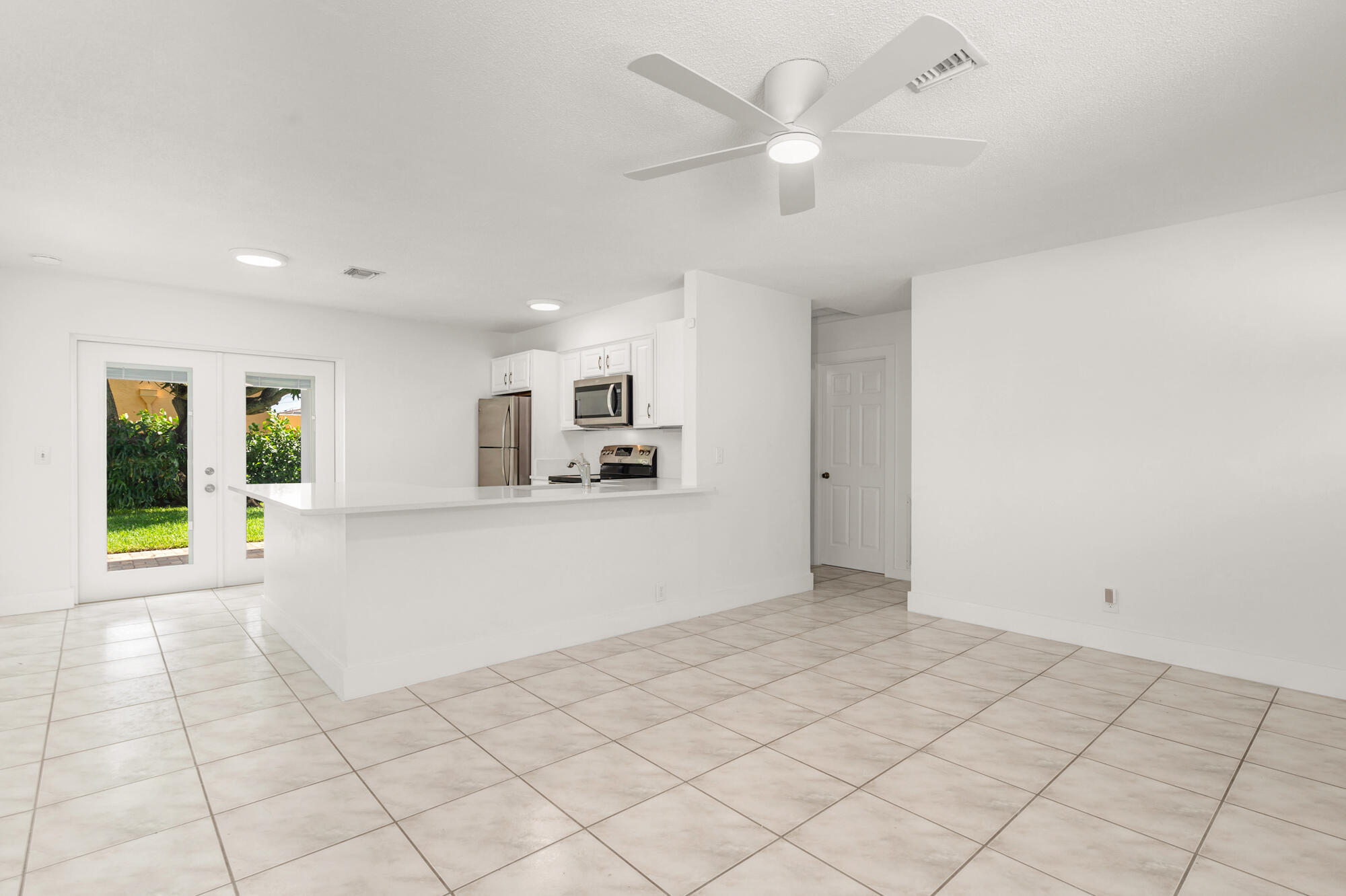 411 Summa Street Property Photo 13