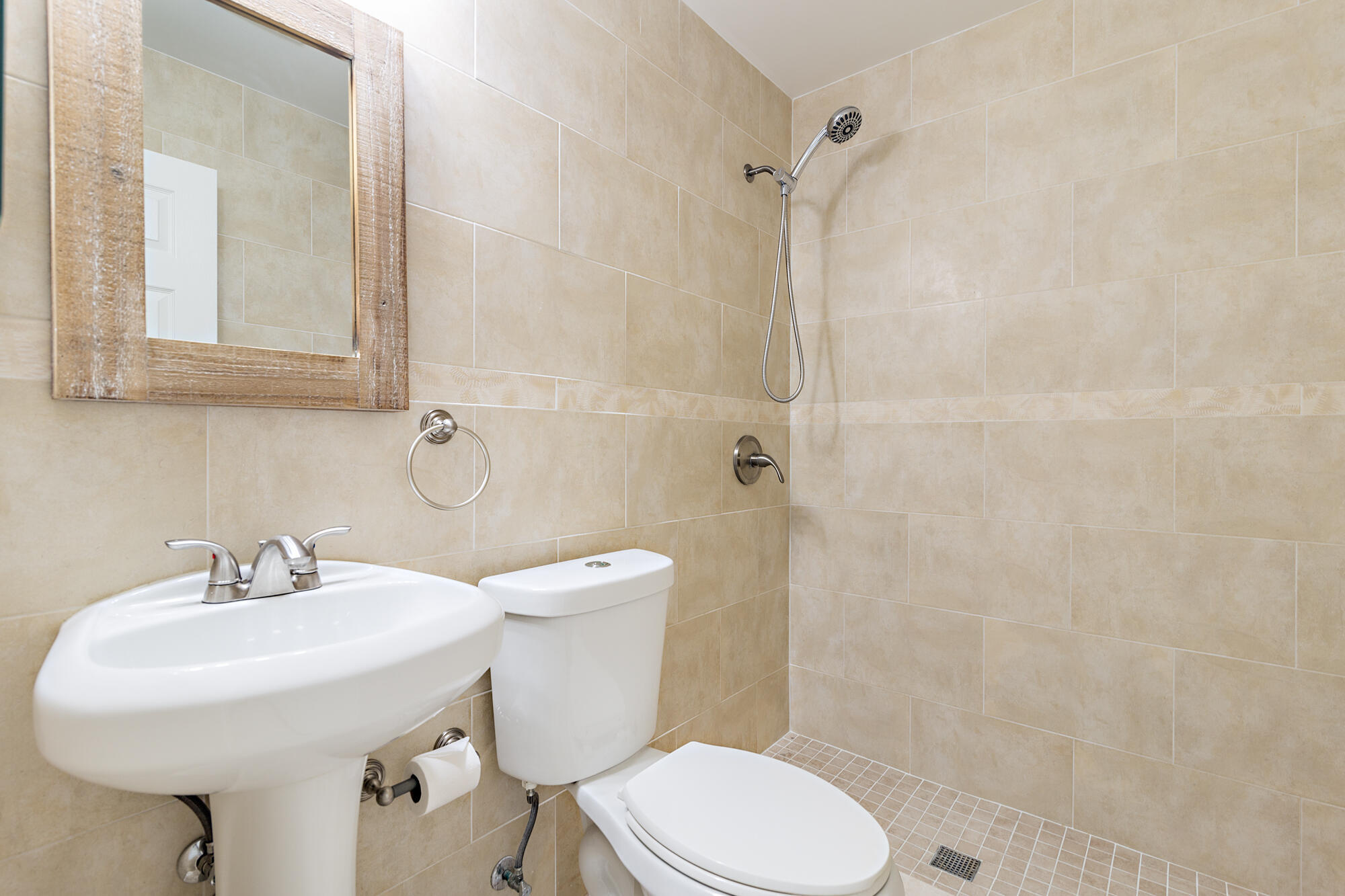 411 Summa Street Property Photo 20