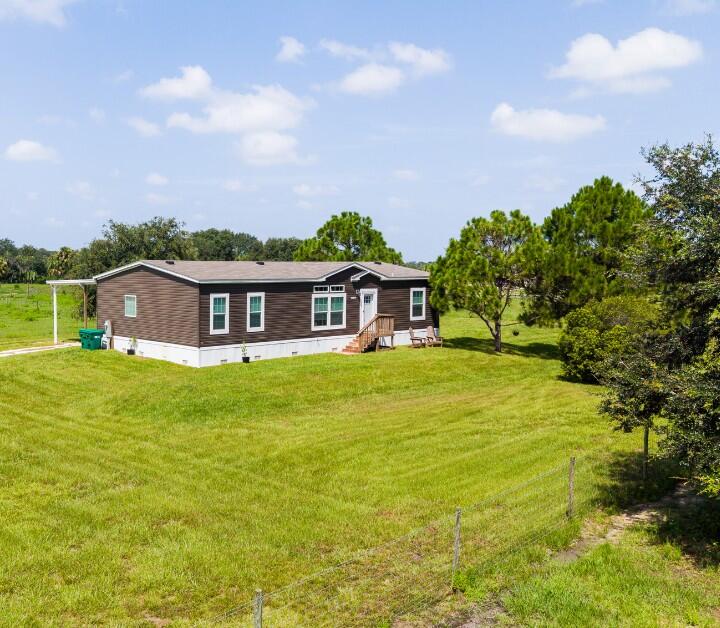 5729 Us-98 Property Photo 2