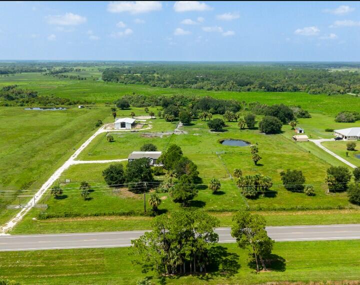 5729 Us-98 Property Photo 7