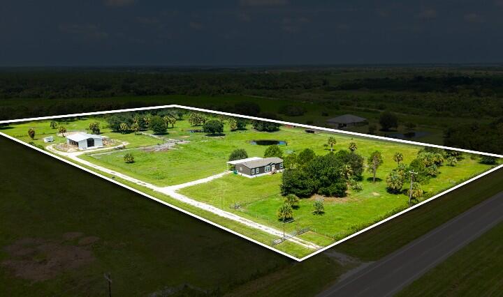 5729 Us-98 Property Photo 8