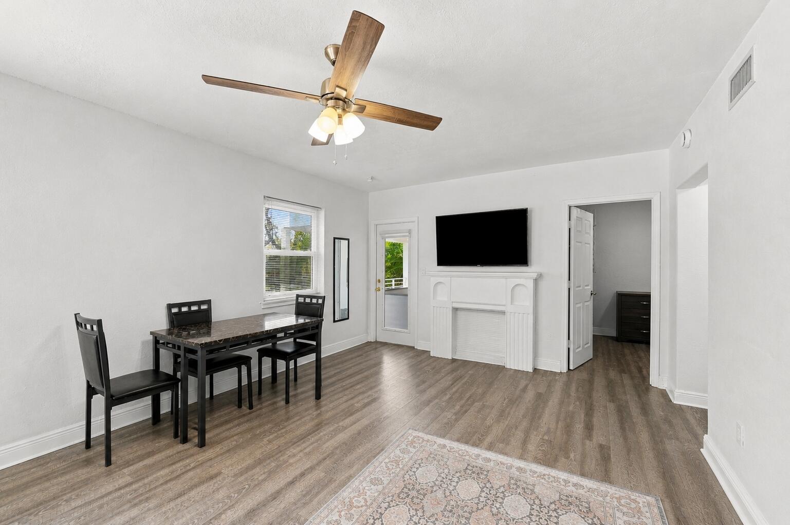 1170 71st Street Property Photo 5
