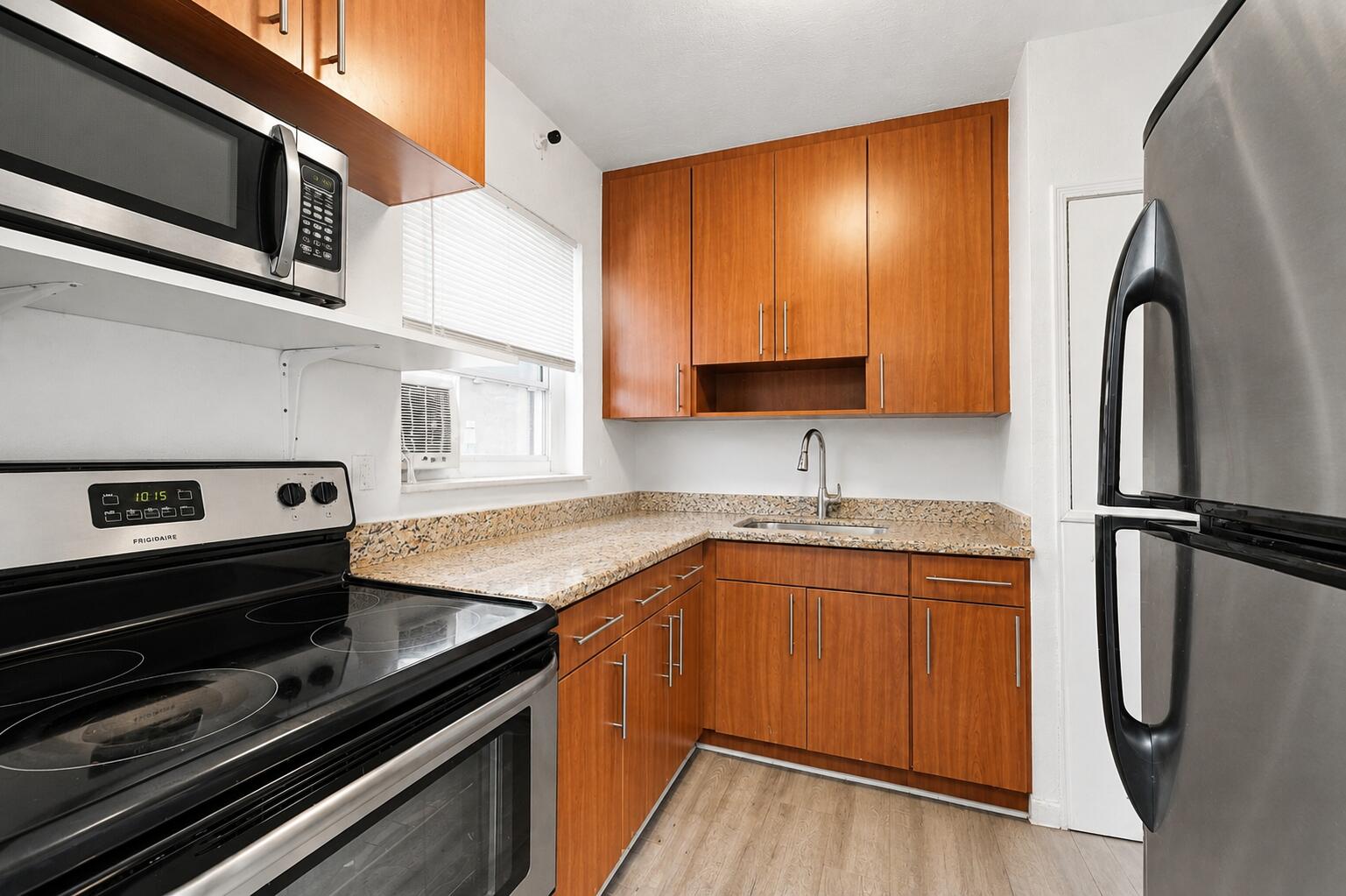 1170 71st Street Property Photo 9