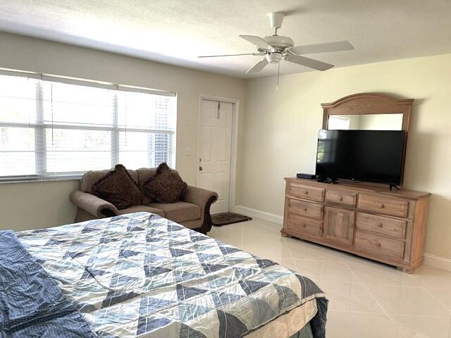 1315 High Point Way Se B Property Photo 22