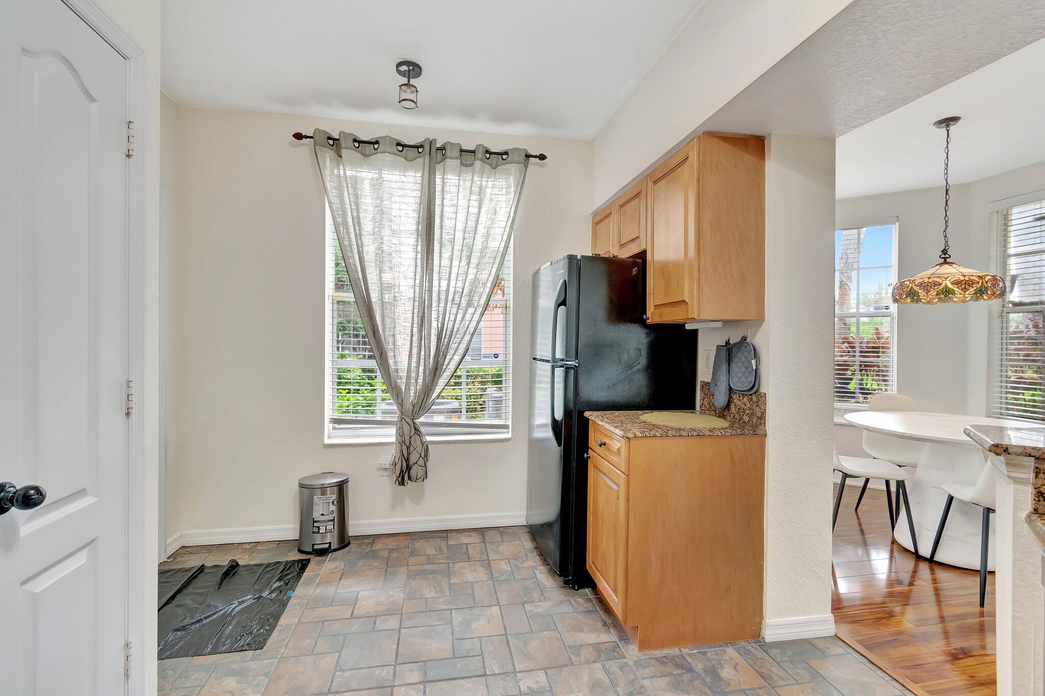 1207 Belmont Place Property Photo 21