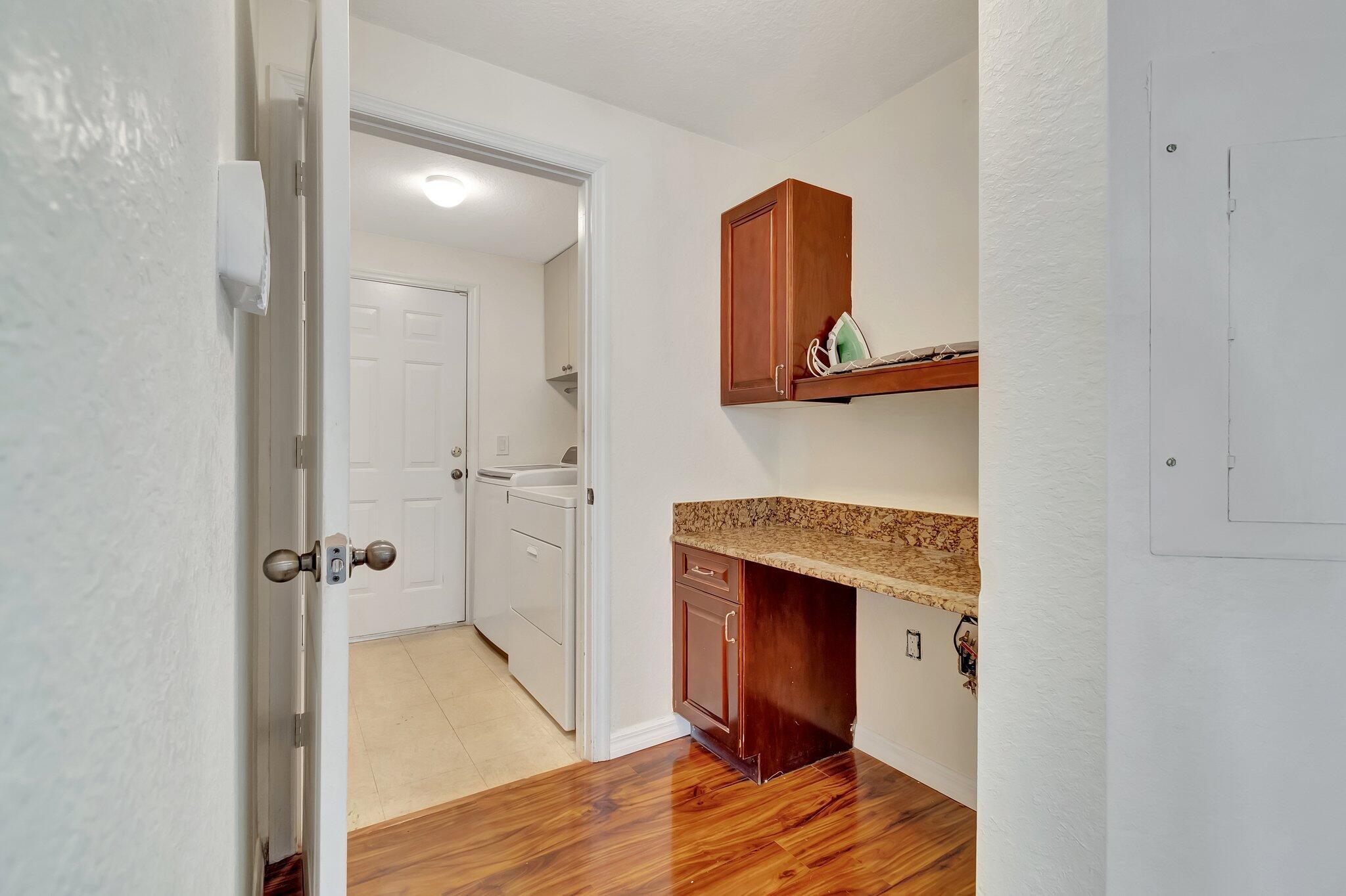 1207 Belmont Place Property Photo 30