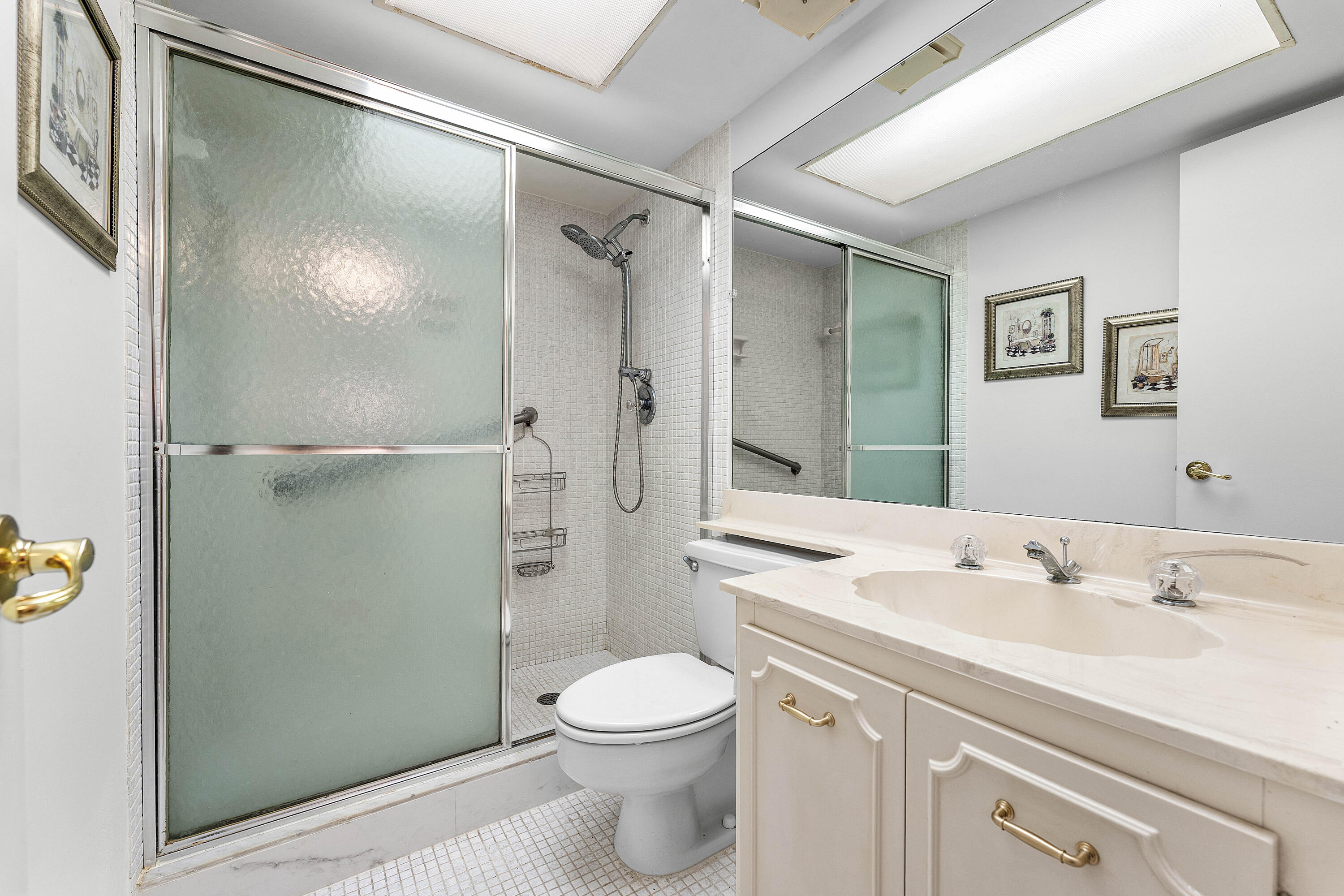 250 John F Kennedy Drive 107 Property Photo 18
