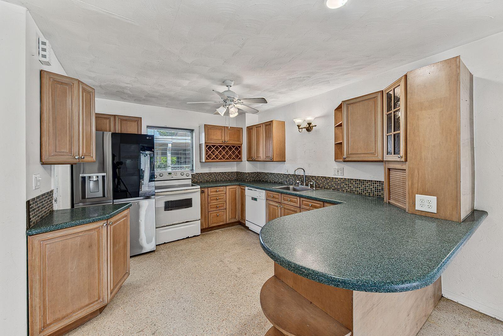 201 Ne 29th Street Property Photo 8