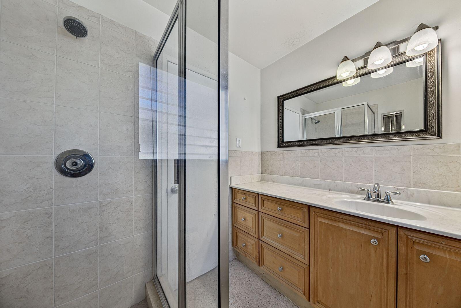201 Ne 29th Street Property Photo 11