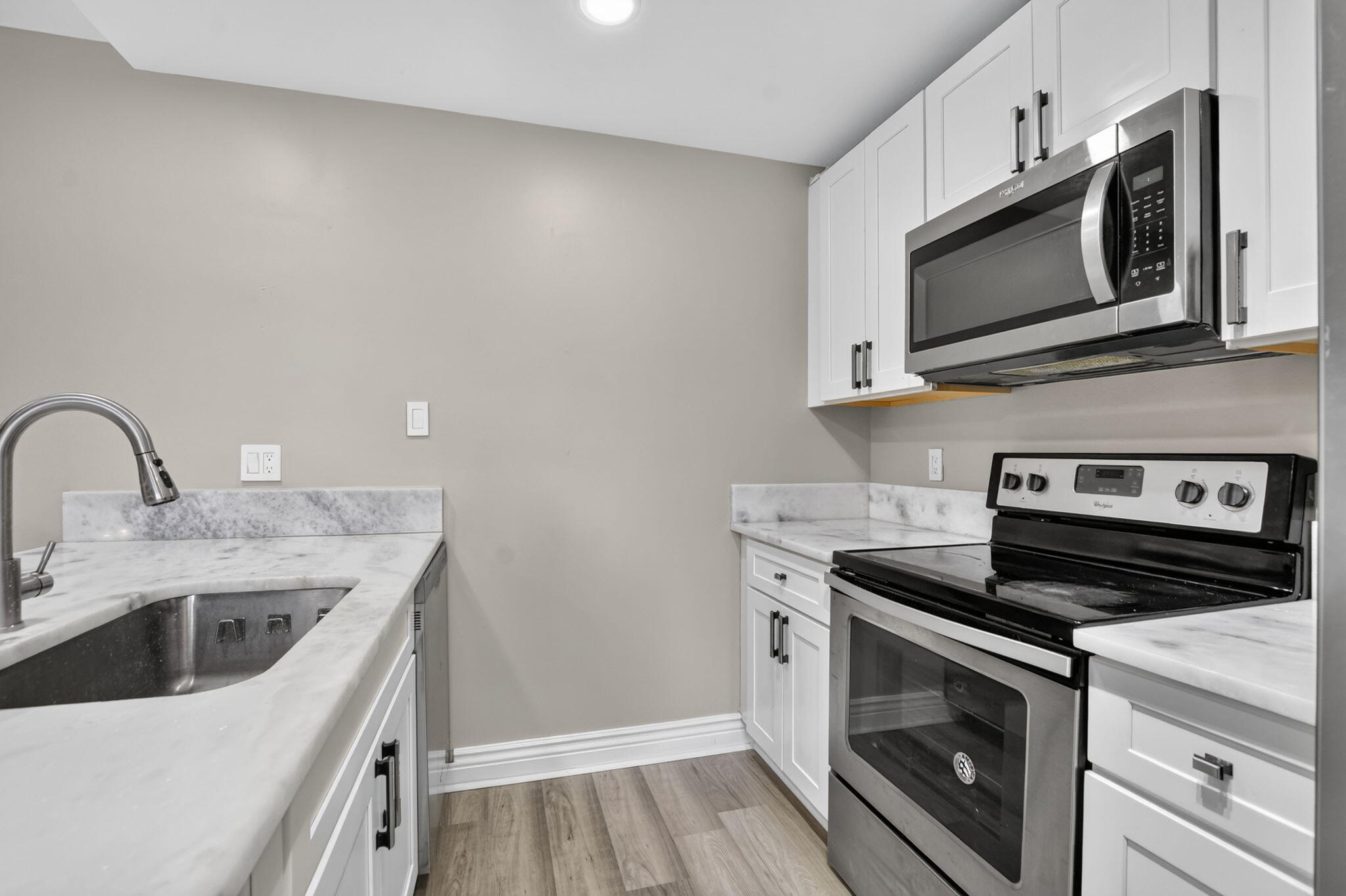 8558 Boca Rio Drive Property Photo 12