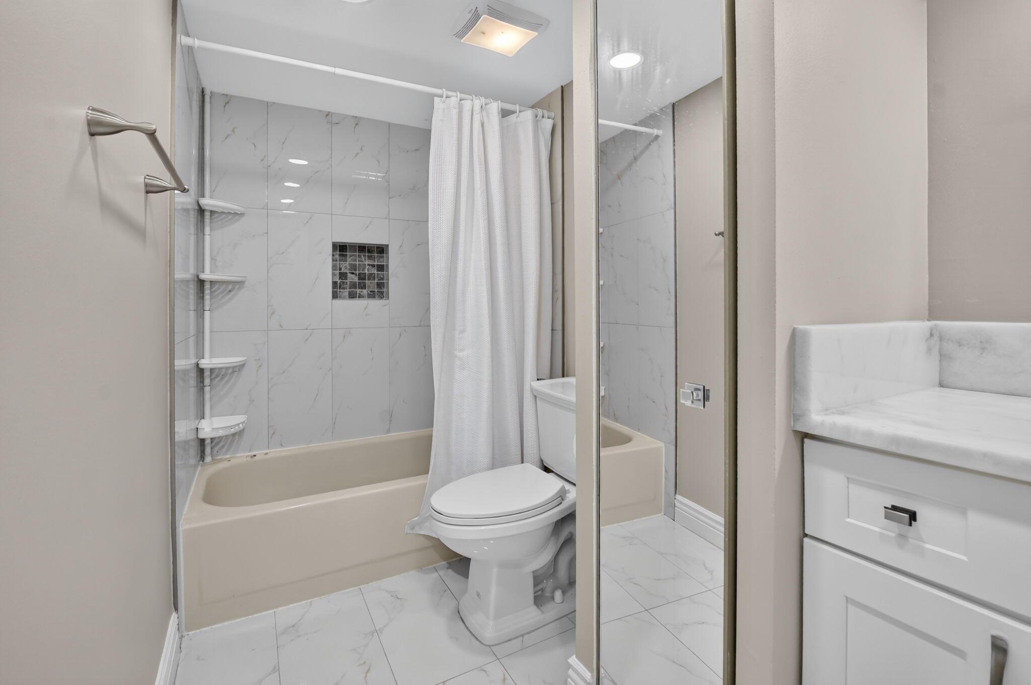 8558 Boca Rio Drive Property Photo 21