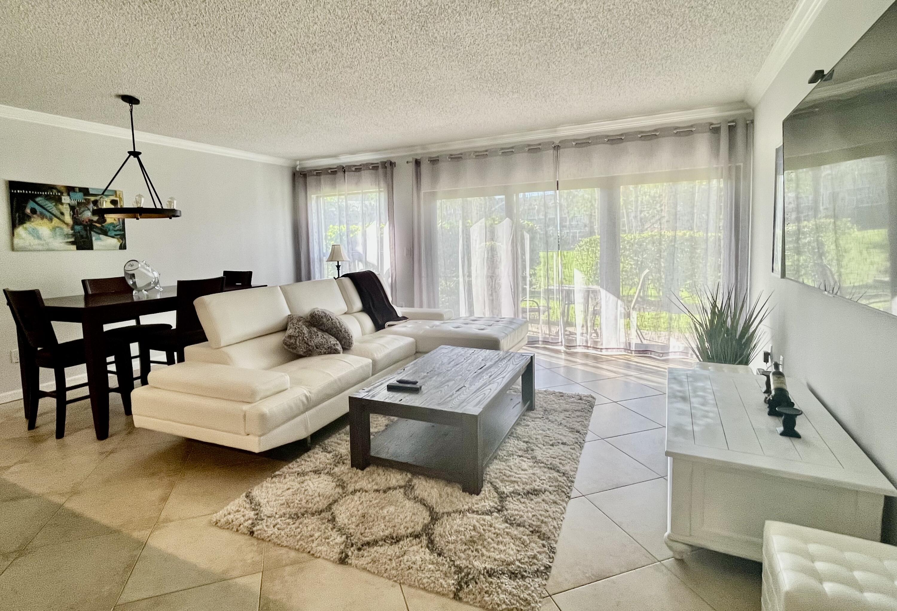 11863 Wimbledon Circle 401 Property Photo 1